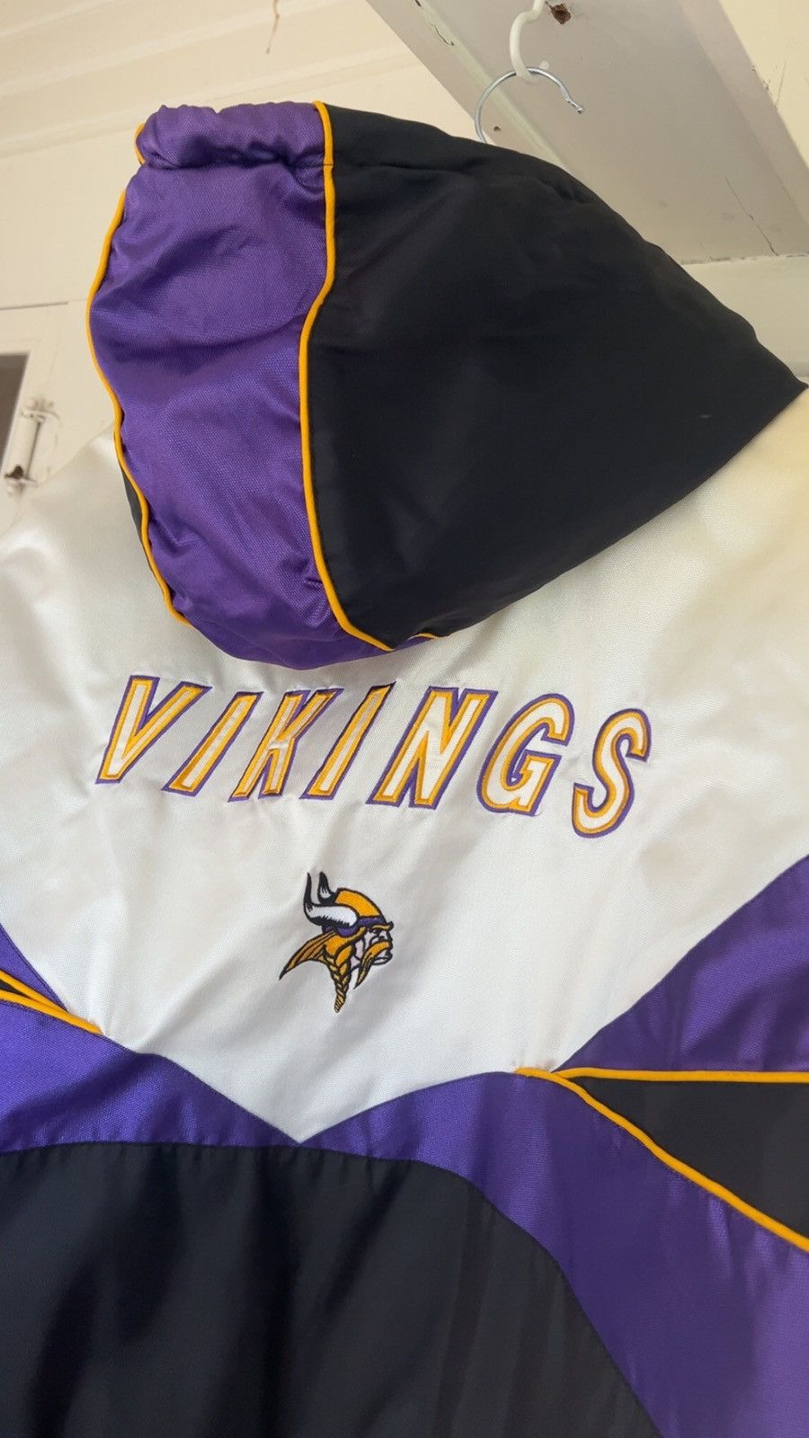 Vintage Vikings Pro player jacket Size US L / EU 52-54 / 3 - 6 Thumbnail