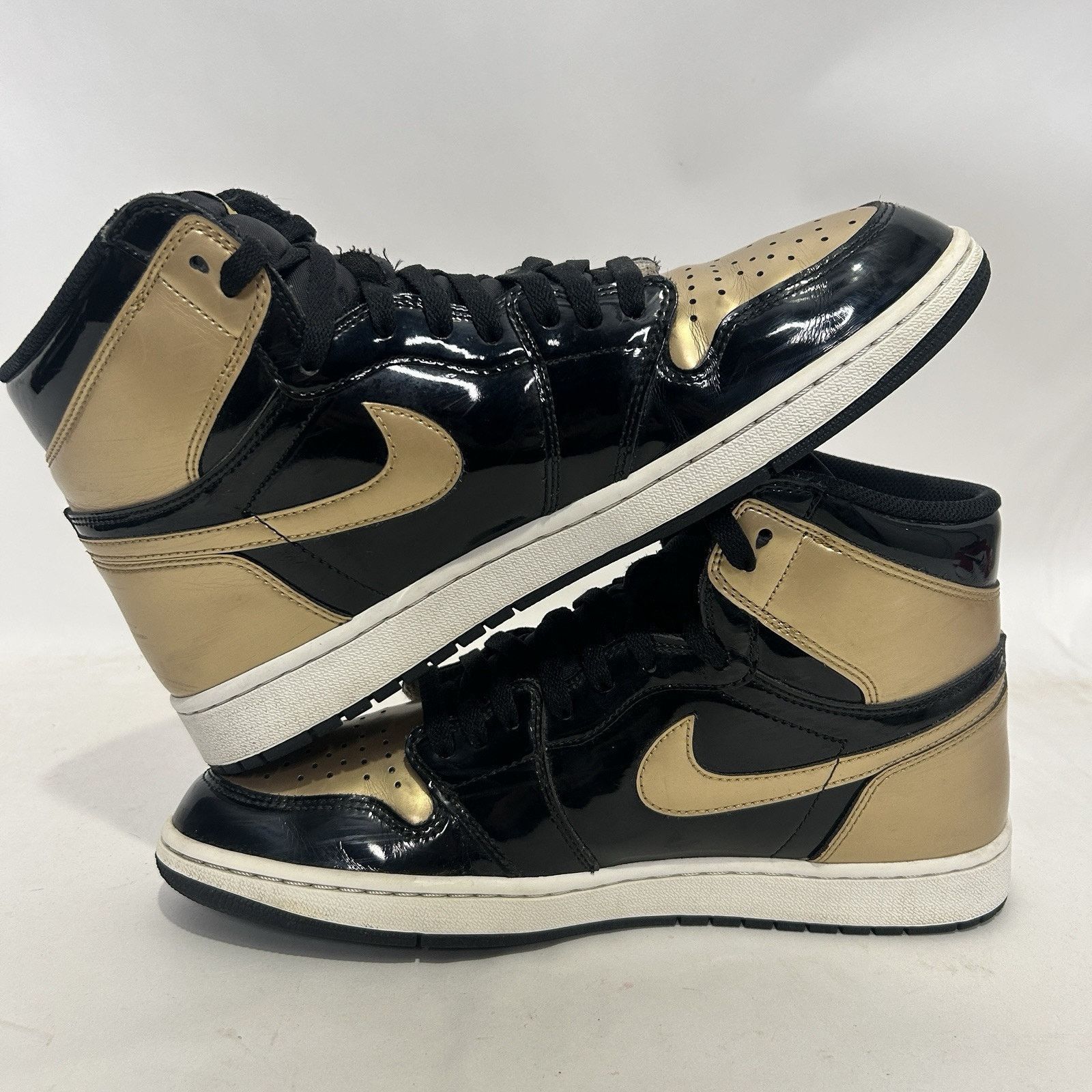 Jordan Brand Nike Air Jordan 1 Retro High OG NRG “Patent Gold Toe" Size US 12 / EU 45 - 3 Thumbnail
