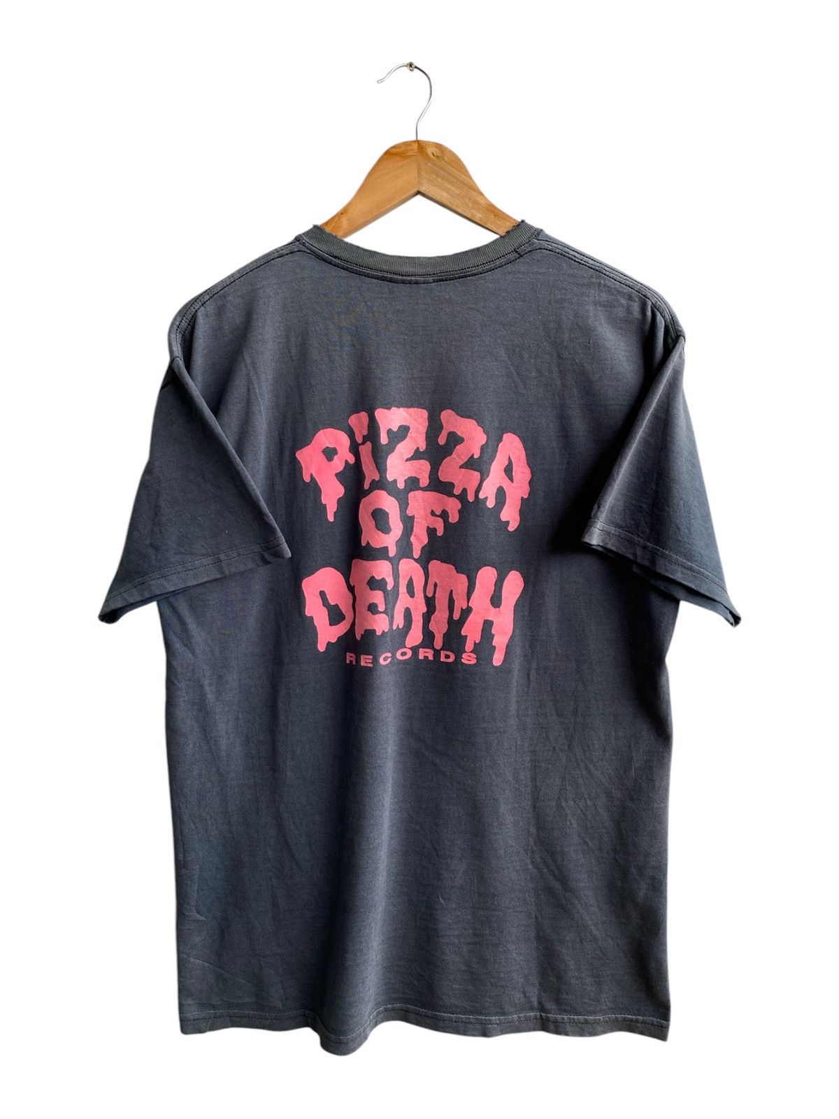 Band Tees × Vintage VINTAGE BBQ CHICKENS PIZZA OF DEATH JAPANESE PUNK BAND TEE Size US M / EU 48-50 / 2 - 2 Thumbnail