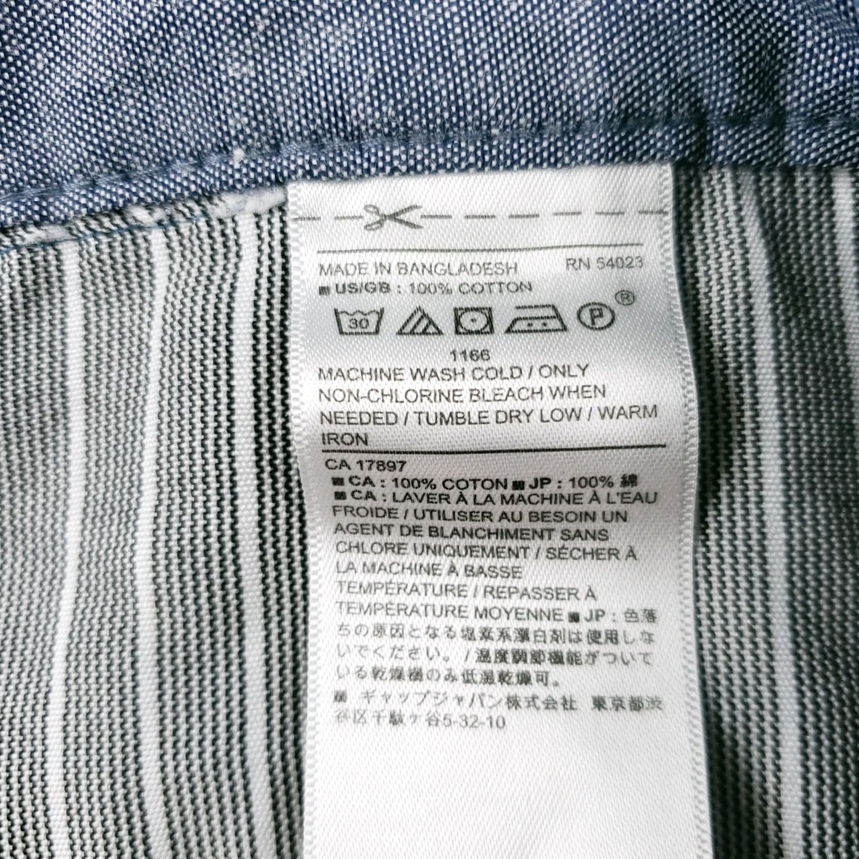 Banana Republic Banana Republic Shorts Mens 35 Blue Aiden Bermuda Mid Rise Polka Dots Cotton Shirt Size US 35 - 4 Thumbnail