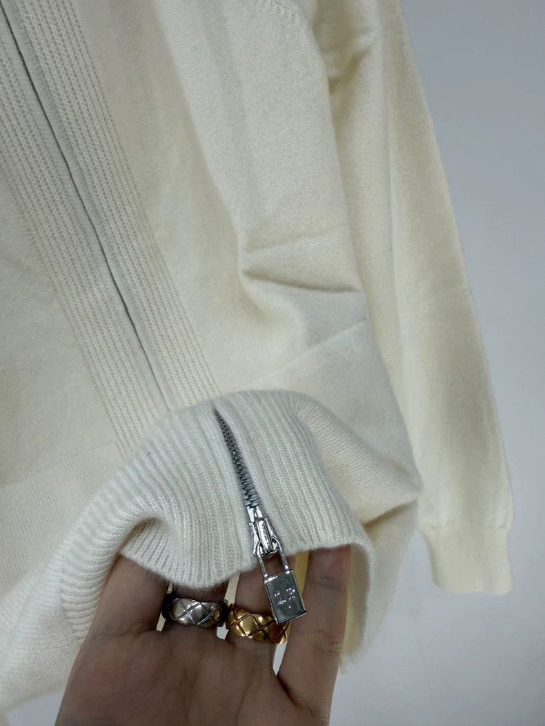 Loro Piana LORO PIANA Cream white cashmere cap sweater Size XS / US 0-2 / IT 36-38 - 5 Thumbnail