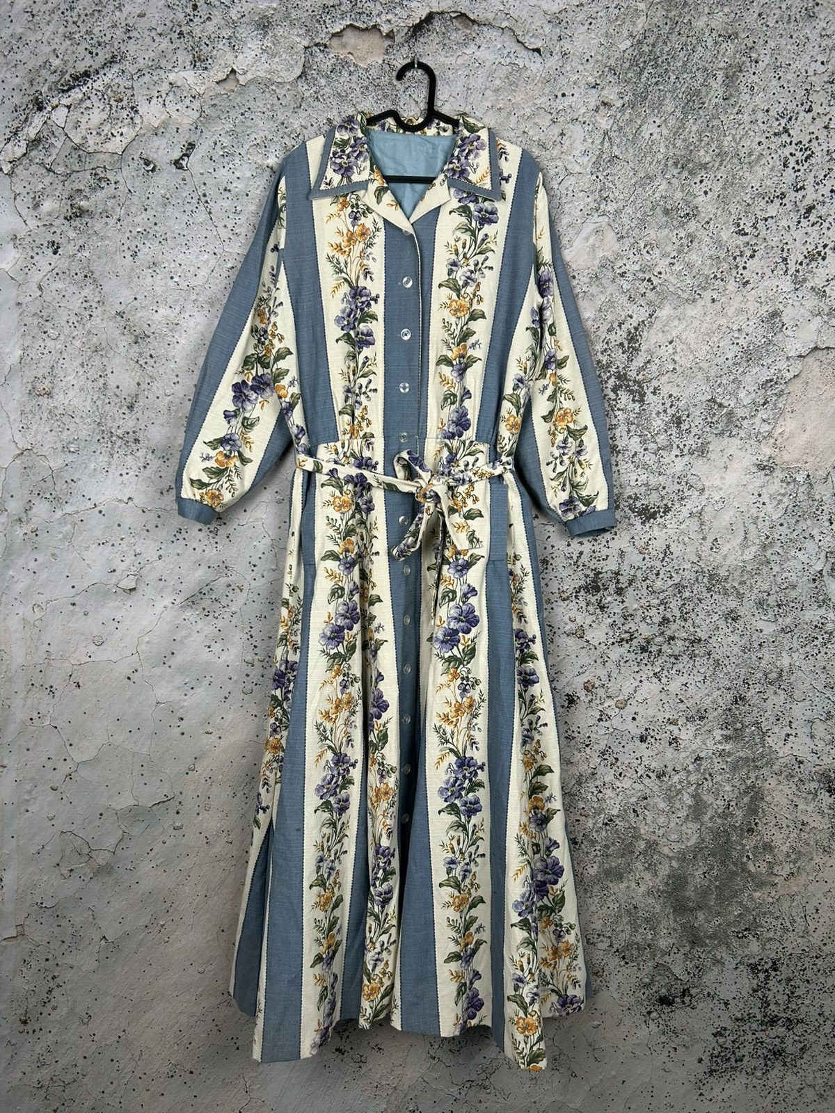 Japanese Brand Avant Garde Floral Coat Jacket Alternative 90s Vintage Size US L / EU 52-54 / 3 - 1 Thumbnail
