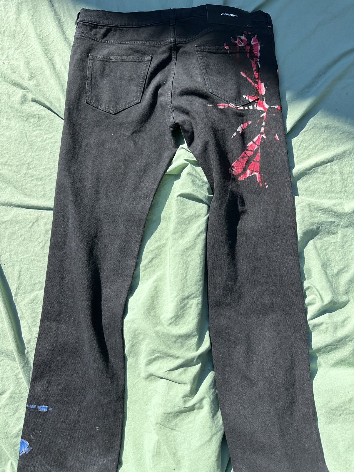 Calvin Klein 205W39NYC Calvin Klein 205w39Nyc tie dye jeans sz 38 Size US 38 / EU 54 - 5 Thumbnail