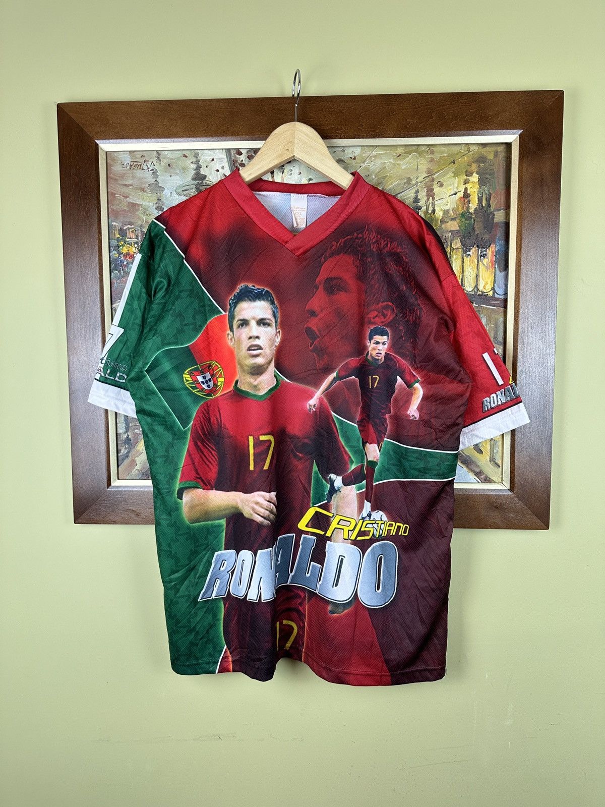 Vintage Vintage 2000s Cristiano Ronaldo all over print jersey Size US L / EU 52-54 / 3 - 1 Thumbnail