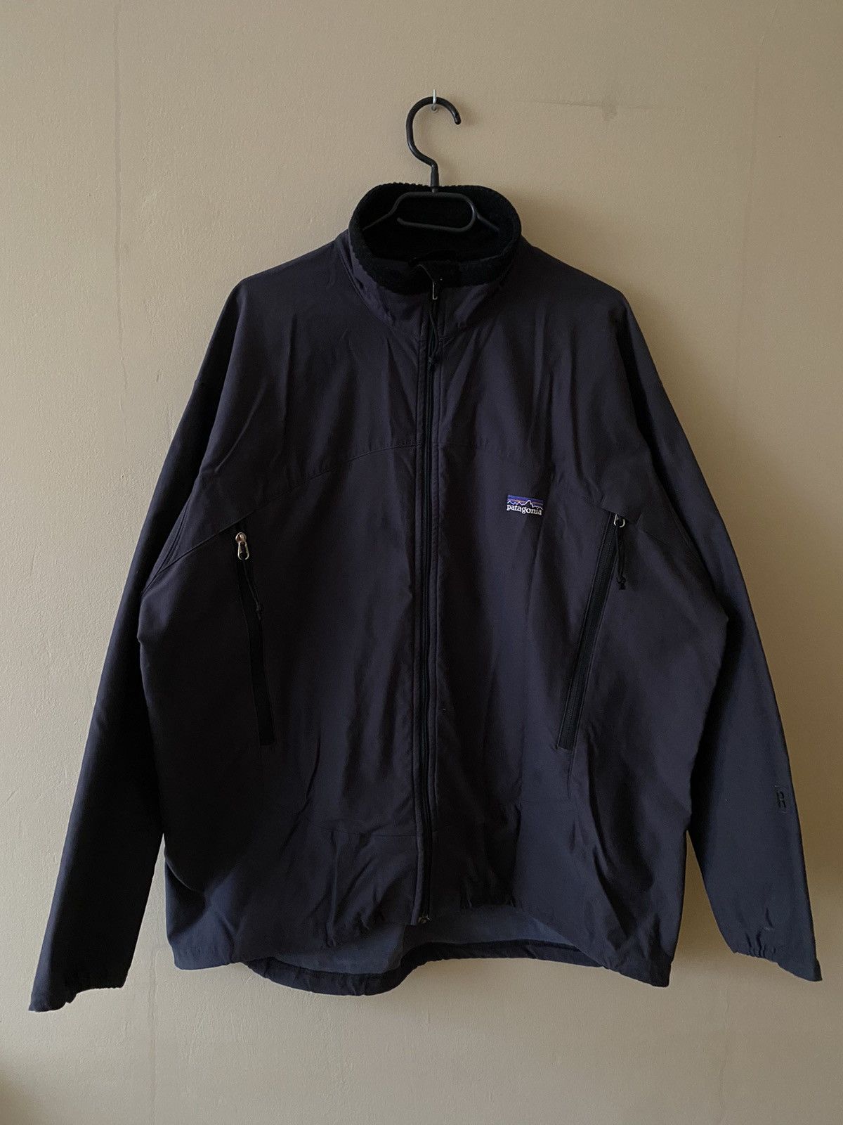 image of Vintage 00S Patagonia R Soft Shell Jacket in Dark Blue, Men's (Size XL)