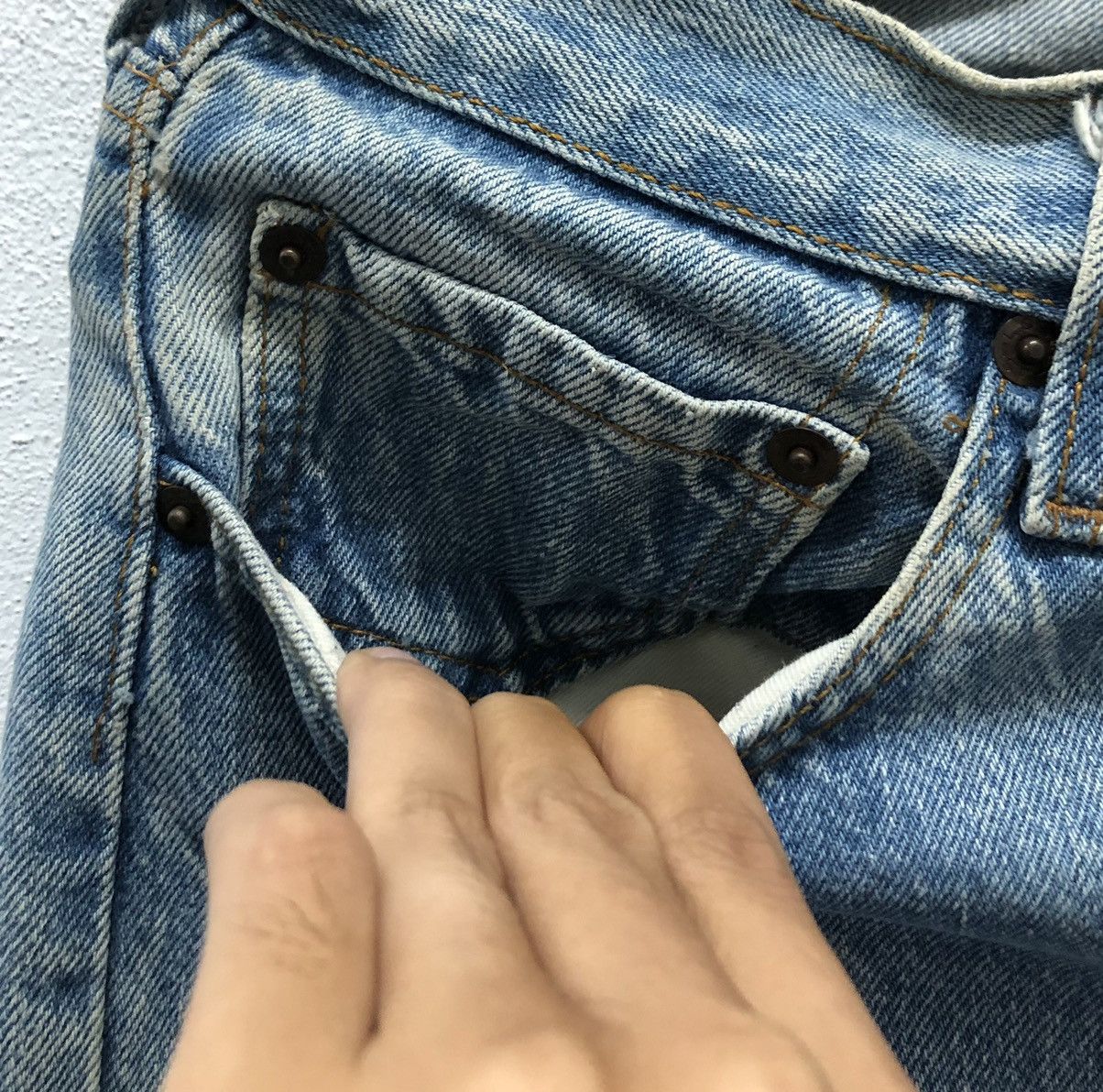 Levi's Vintage Clothing Vintage Levi’s 501 Light Wash Jeans – Made in USA Size US 30 / EU 46 - 6 Thumbnail