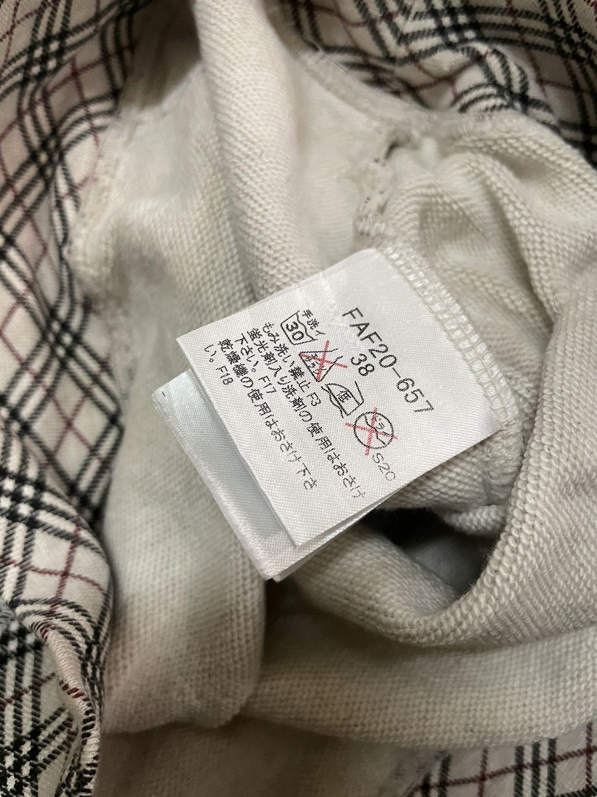 Burberry Luxury Burberry Novacheck Longsleeve Tshirt Size S / US 4 / IT 40 - 6 Thumbnail