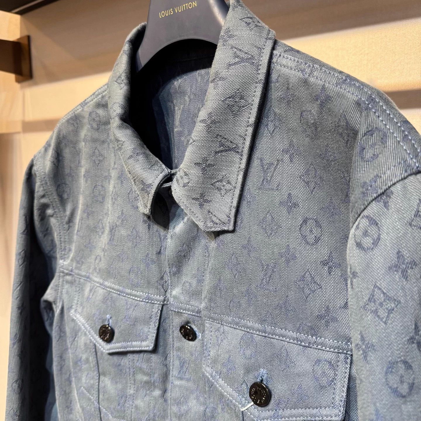 Louis Vuitton Louis Vuitton Blue Allover Print Denim Jacket Size 52 Size US L / EU 52-54 / 3 - 3 Thumbnail