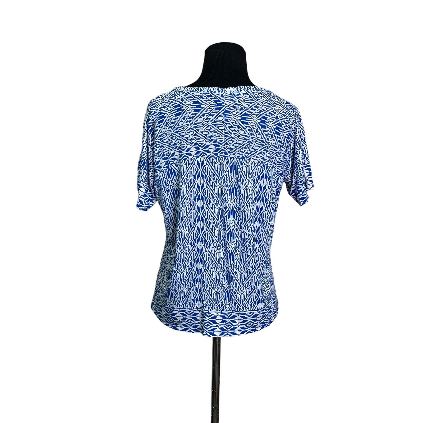 Old Navy Old Navy blue white print short sleeves tee size small Size S / US 4 / IT 40 - 3 Thumbnail