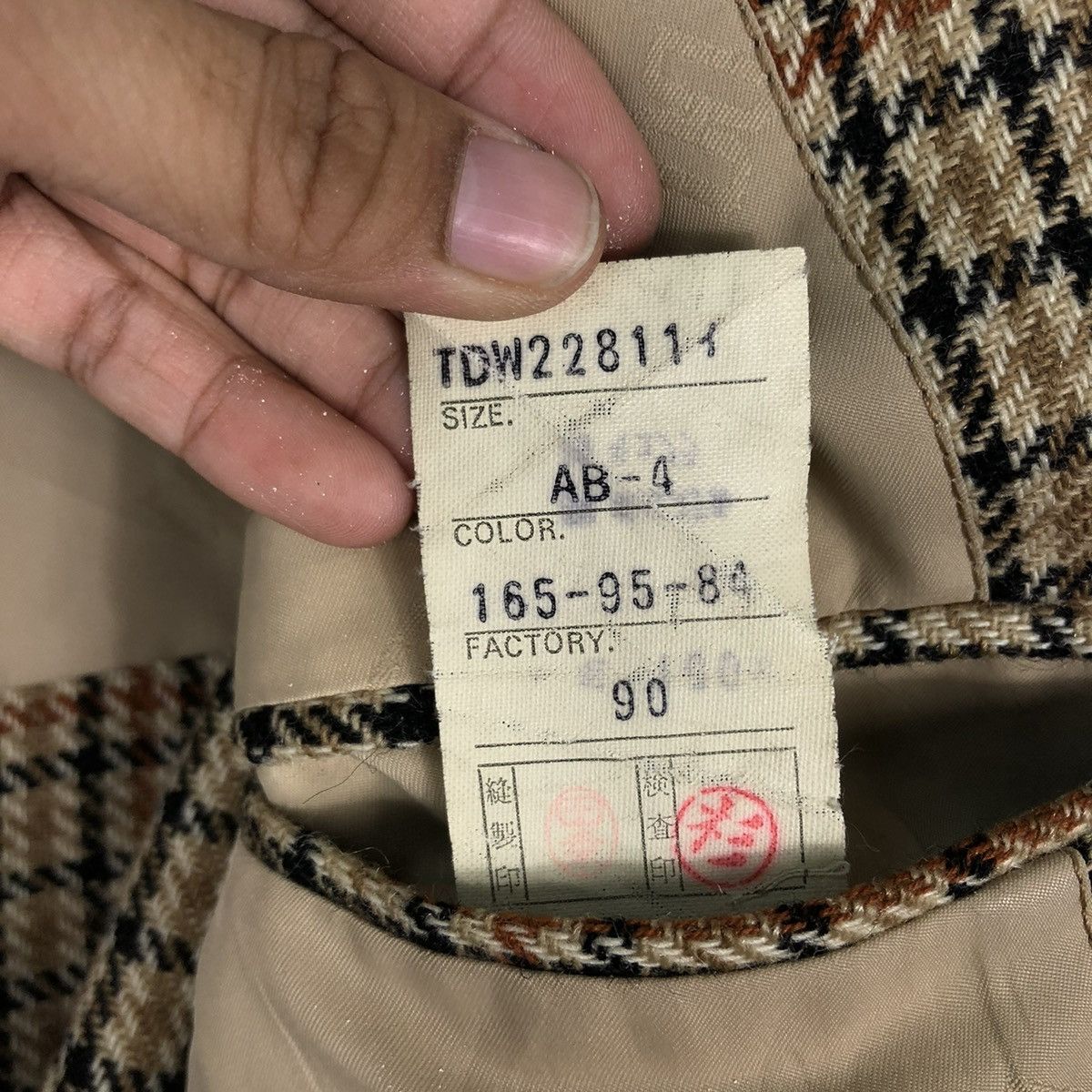 Japanese Brand 🔥VINTAGE DAKS LONDON COATS LEATHER PARTS POCKETS NOVA CHECK Size US S / EU 44-46 / 1 - 23 Thumbnail