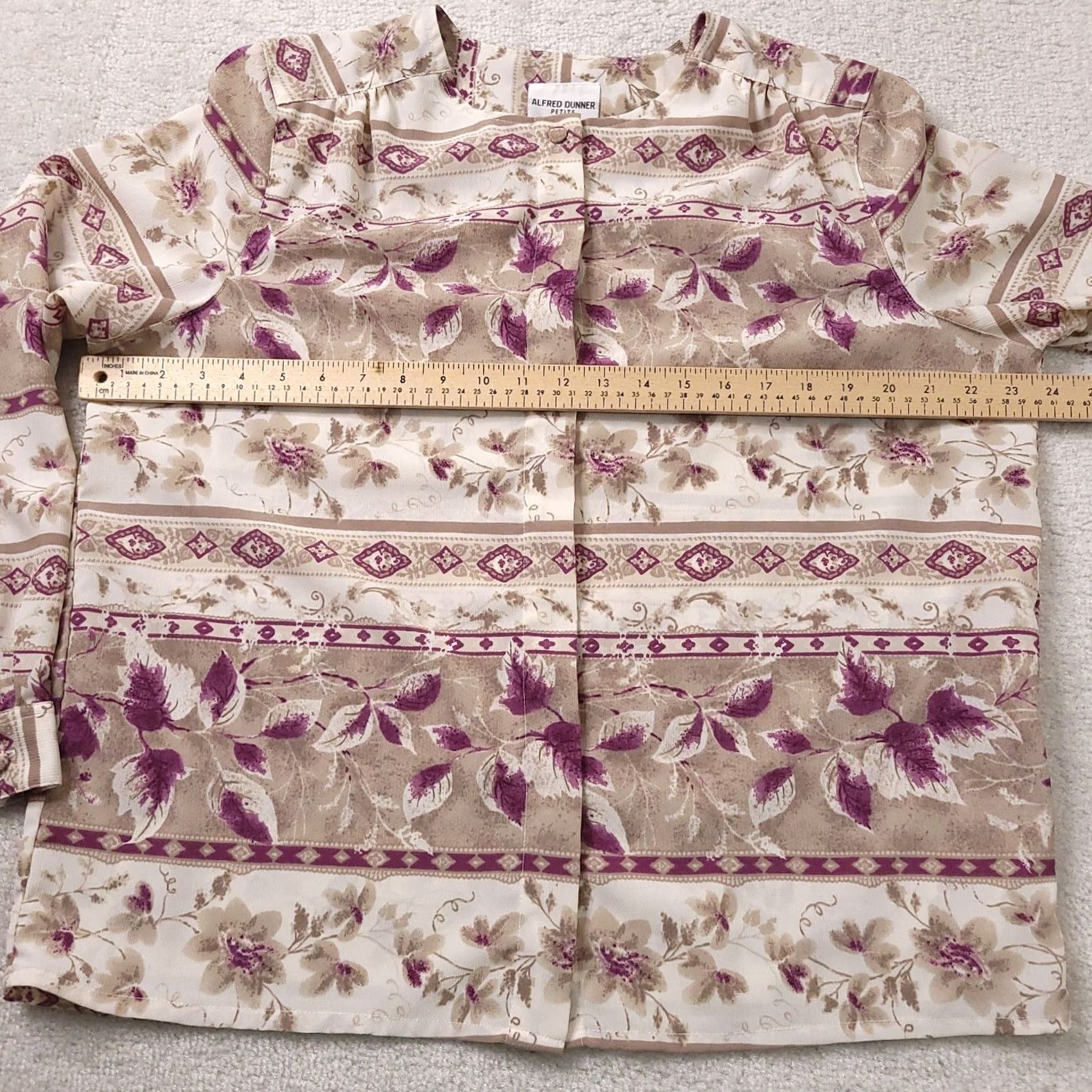 Vintage Alfred Dunner Womens Beige Purple Floral Button Up Shoulder Pads Top Sz 16P Size XXL / US 16-18 / IT 52-54 - 3 Thumbnail