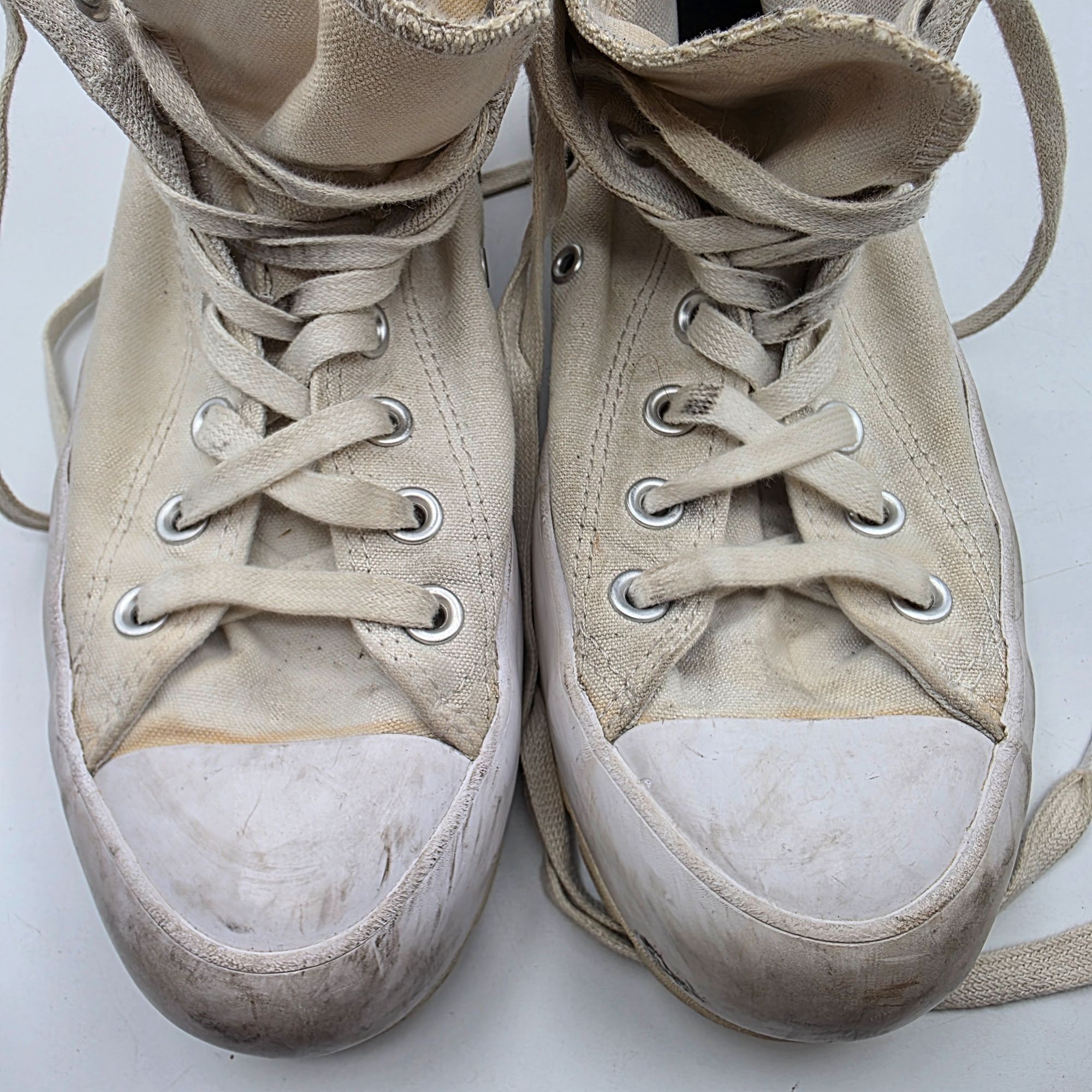 Converse Converse Chuck Taylor All Star Lugged Hi Womens 9 Triple Whi Size US 9 / IT 39 - 8 Thumbnail