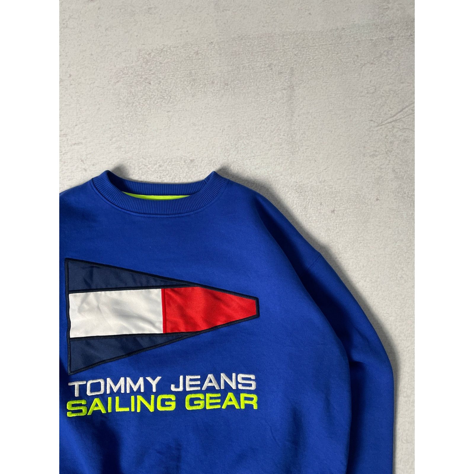 Tommy Hilfiger Vintage Tommy Hilfiger Gear Crewneck Sweatshirt - Men's XS Size US XS / EU 42 / 0 - 3 Thumbnail