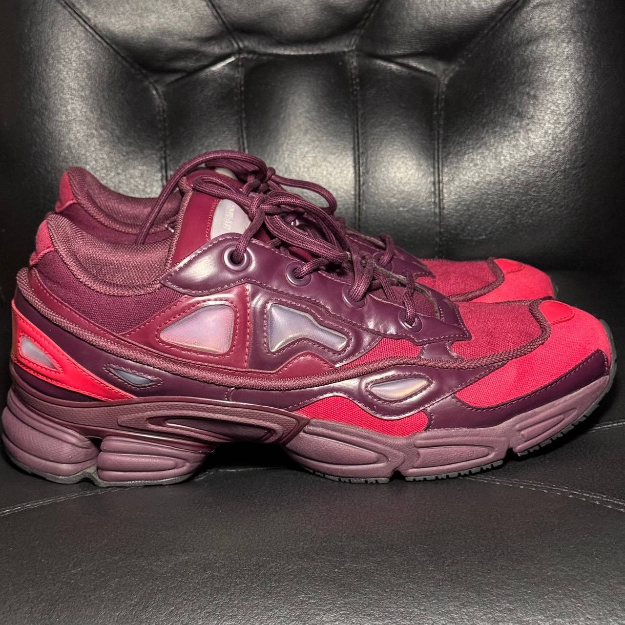 Adidas × Raf Simons 12,5us Adidas Raf Simons Ozweego Burgundy Size US 12.5 / EU 45-46 - 1 Thumbnail