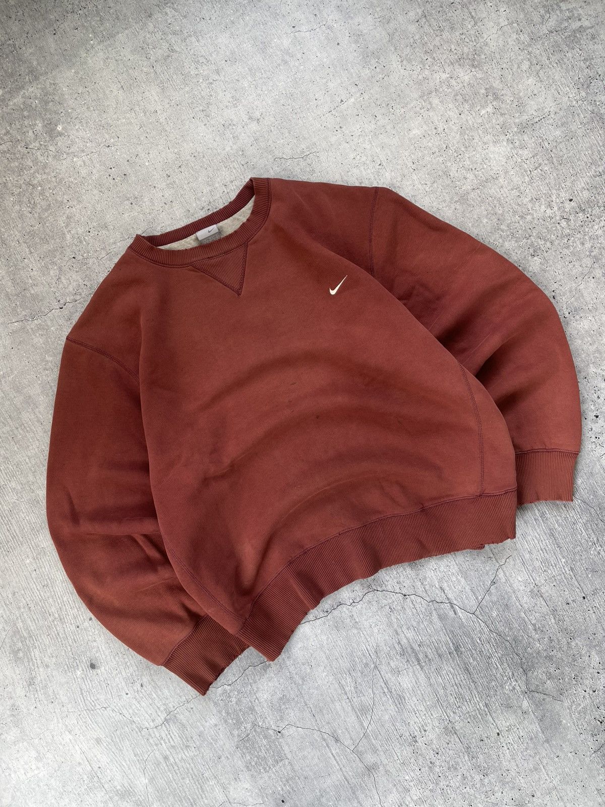 Nike × Vintage 🔥CRAZY Nike Vintage Brown Distressed Sweatshirt🔥 Size US L / EU 52-54 / 3 - 1 Thumbnail