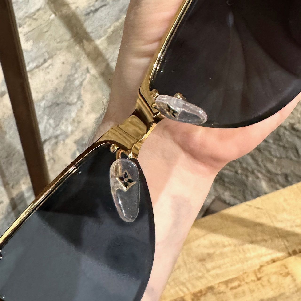 Louis Vuitton Louis Vuitton Z1235E Bohemian Vuittony Shield Sunglasses Size ONE SIZE - 9 Thumbnail