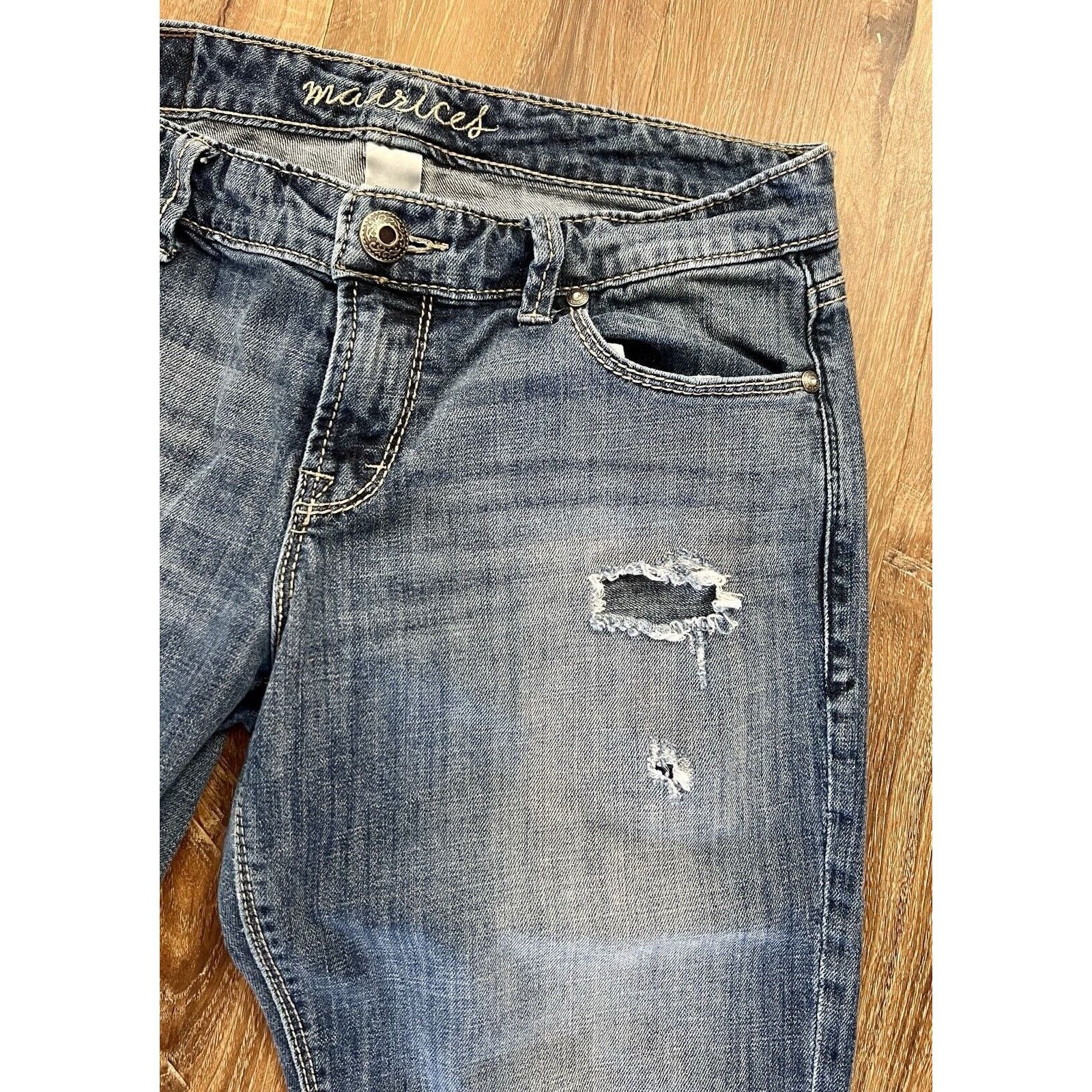 Other Womens Juniors Maurices Distressed Blue Jeans Size 9/10 Size 30" / US 8 / IT 44 - 8 Thumbnail