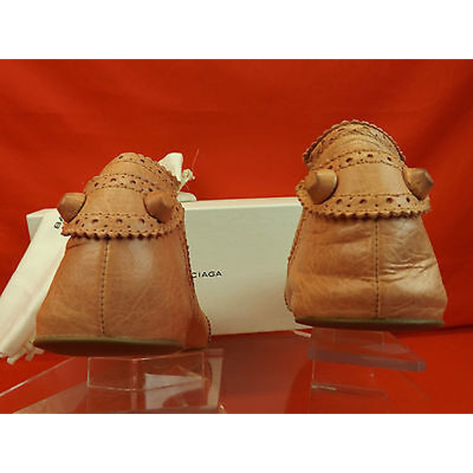 Balenciaga ARENA MAUVE ROSE WRINKLED LEATHER STUDDED BELTED FLATS 35.5 Size US 5.5 / IT 35.5 - 4 Thumbnail