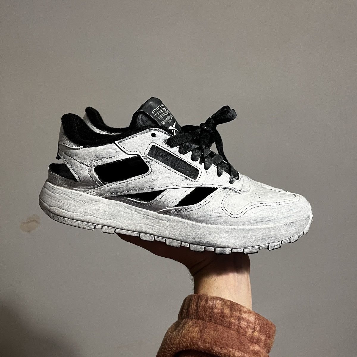 Maison Margiela Maison Margiela x Reebok Sneakers Size US 7 / IT 37 - 2 Thumbnail