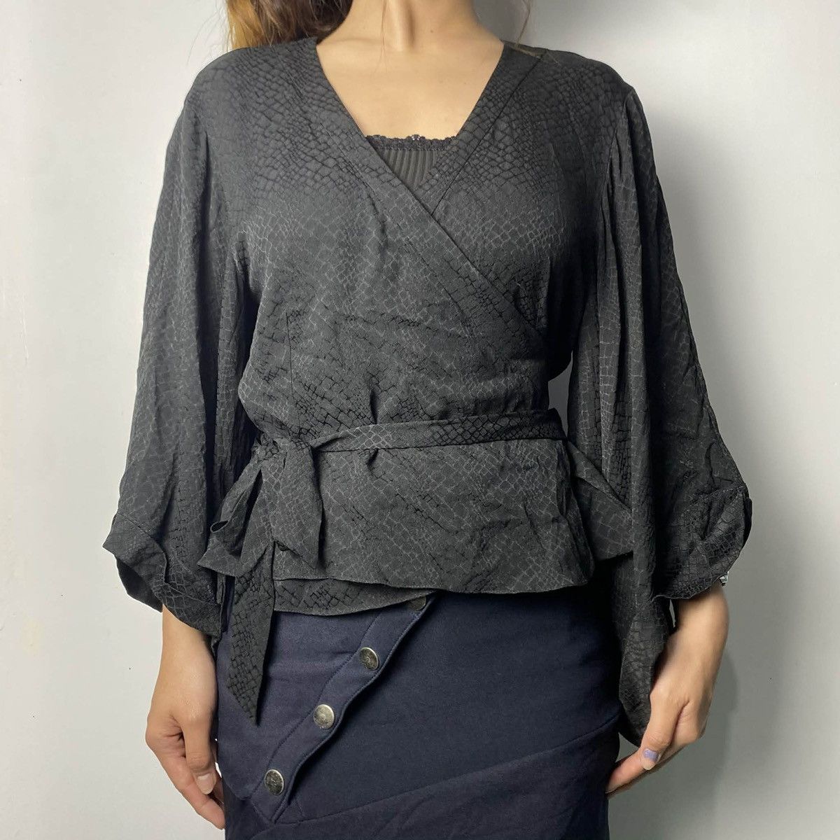 Balenciaga Archive Balenciaga by Nicolas Ghesquière Silk Kimono Size M / US 6-8 / IT 42-44 - 1 Thumbnail