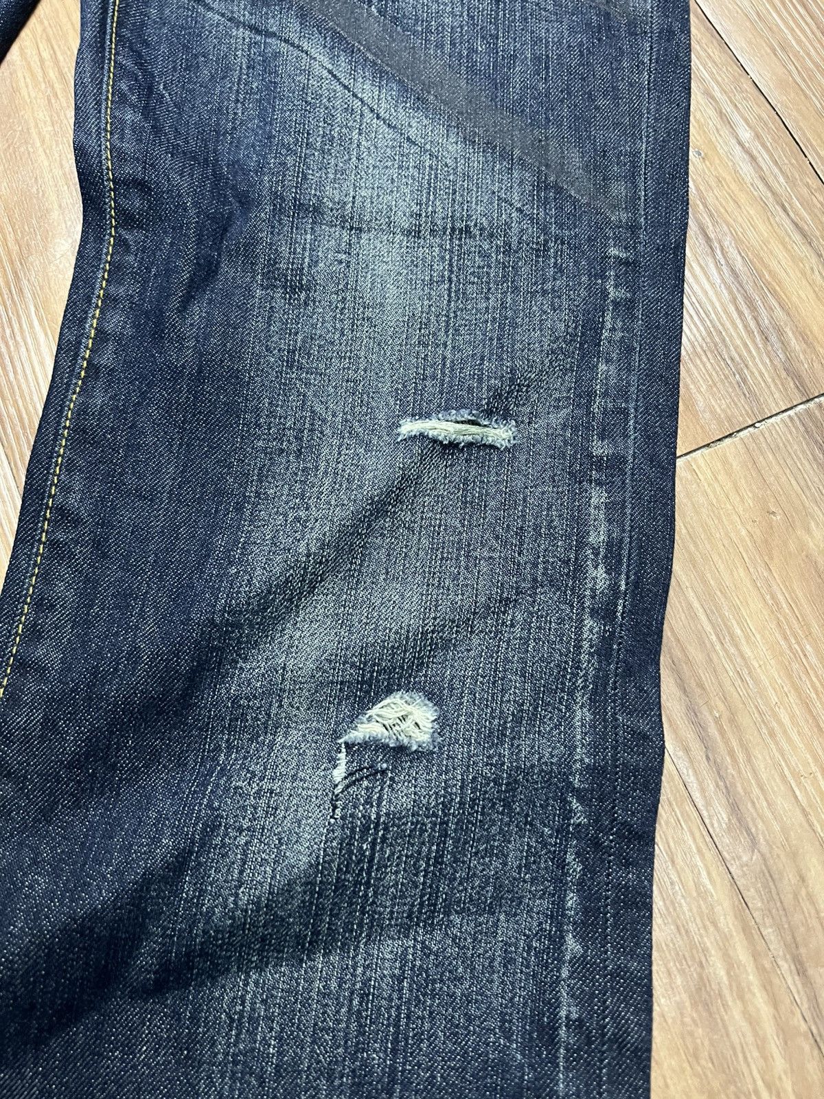 If Six Was Nine Vintage UJ JEANS Bootcut/Straight DarkWash Ripped Denim (43) Size US 28 / EU 44 - 6 Thumbnail