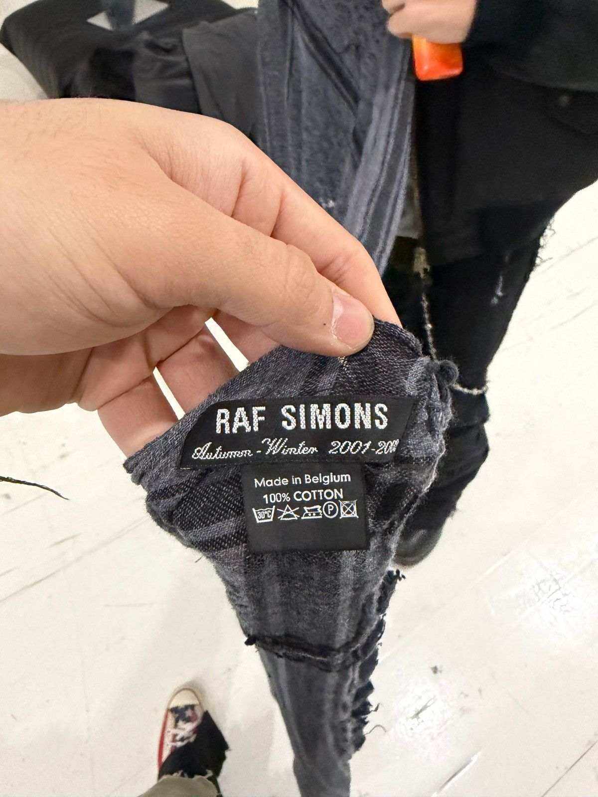 Raf Simons A/W 01-02 RAF SIMONS ‘RIOT RIOT RIOT’ KEFFIYEH SCARF Size ONE SIZE - 5 Thumbnail