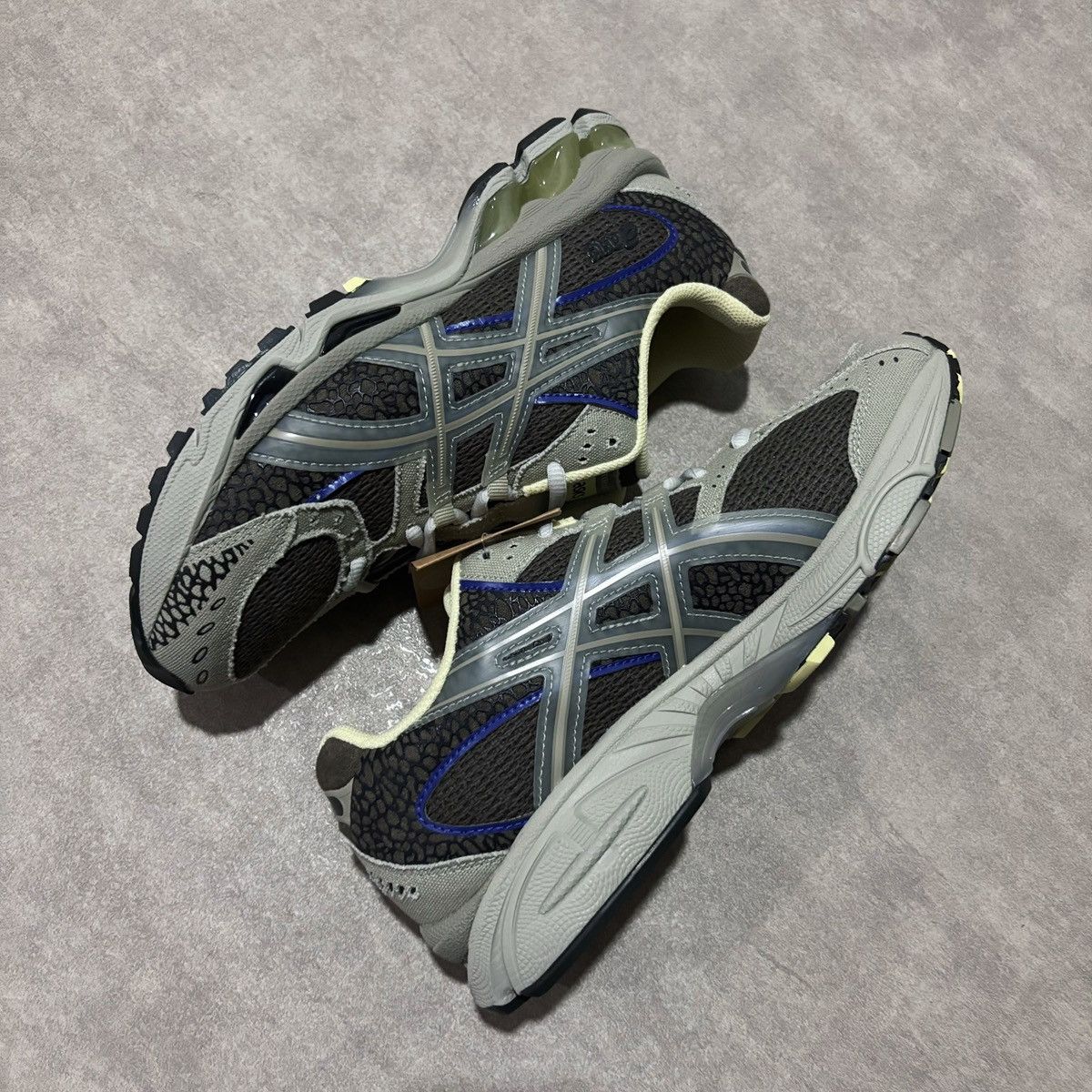Asics Asics Gel-Nimbus 10.1 x 18 East (VERY RARE 🔥📈) Size US 8.5 / EU 41-42 - 4 Thumbnail