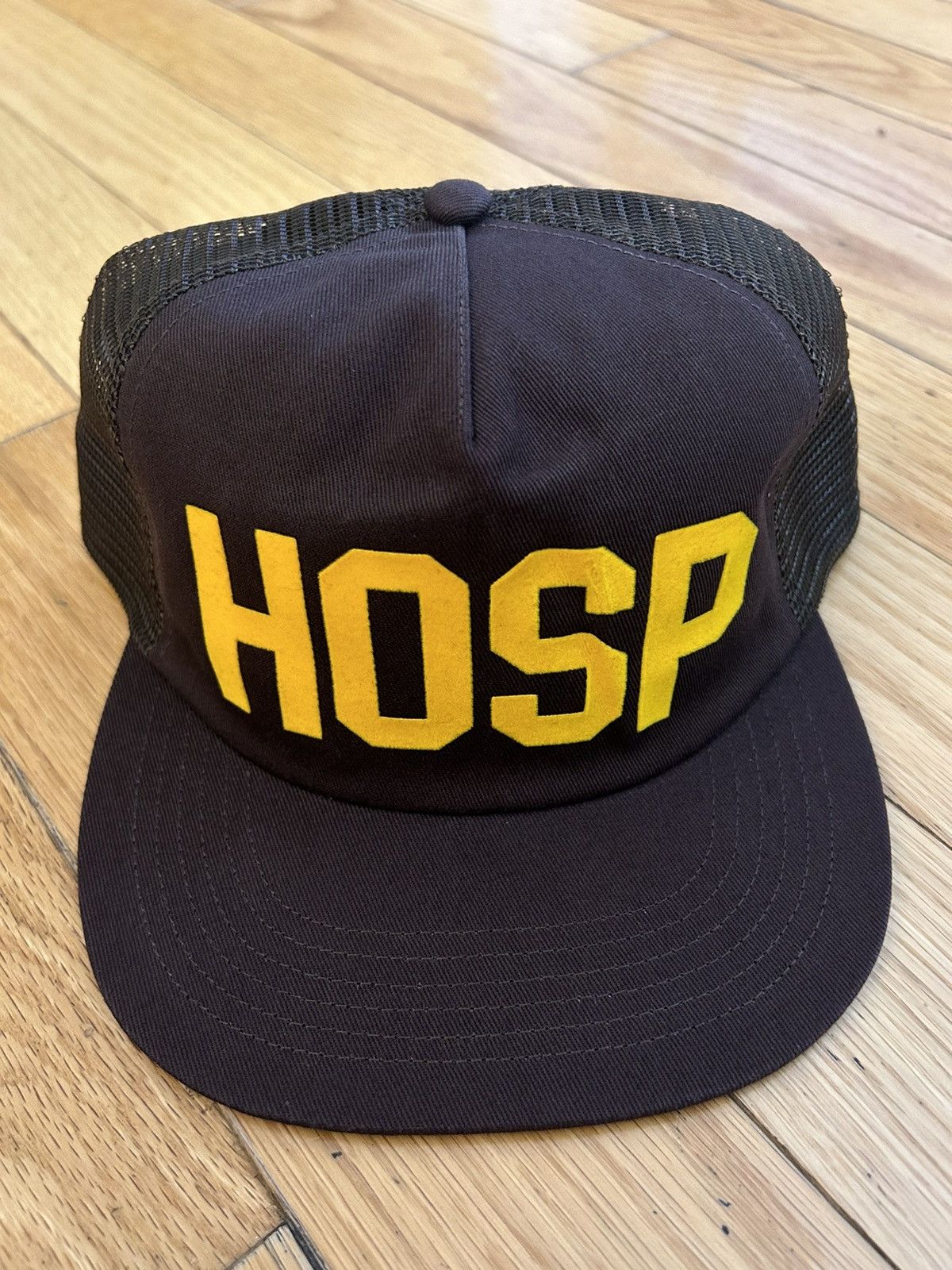 Supreme Supreme HOSP Mesh Back 5-Panel Brown Size ONE SIZE - 1 Thumbnail