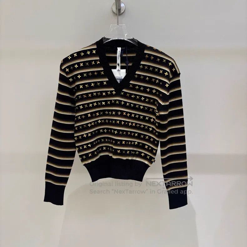 Louis Vuitton Louis Vuitton Black and Brown Striped Star Sweater Size S / US 4 / IT 40 - 1 Thumbnail