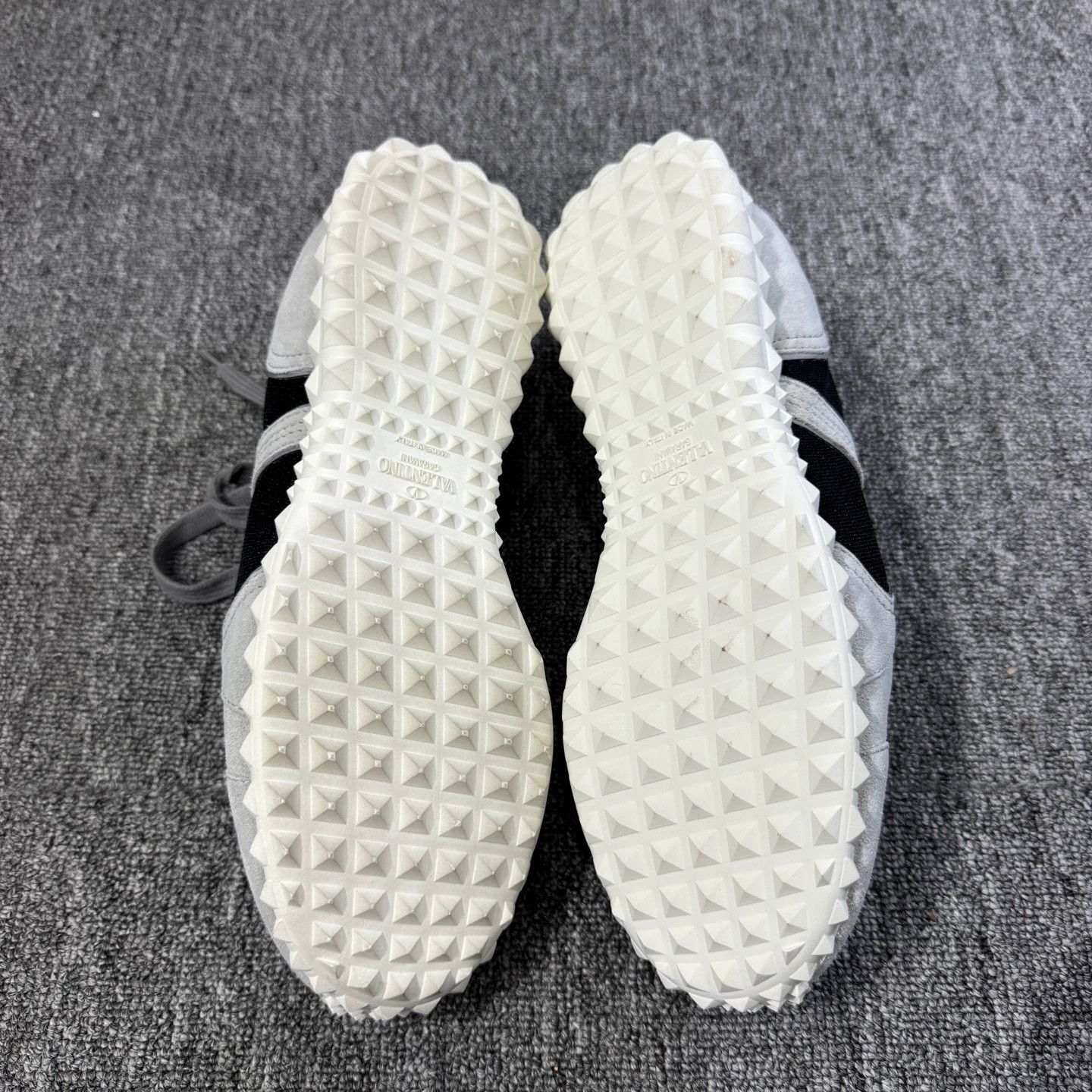 Valentino Valentino 98 New Casual Sneakers 40 Heel Chip Size US 7 / EU 40 - 5 Thumbnail