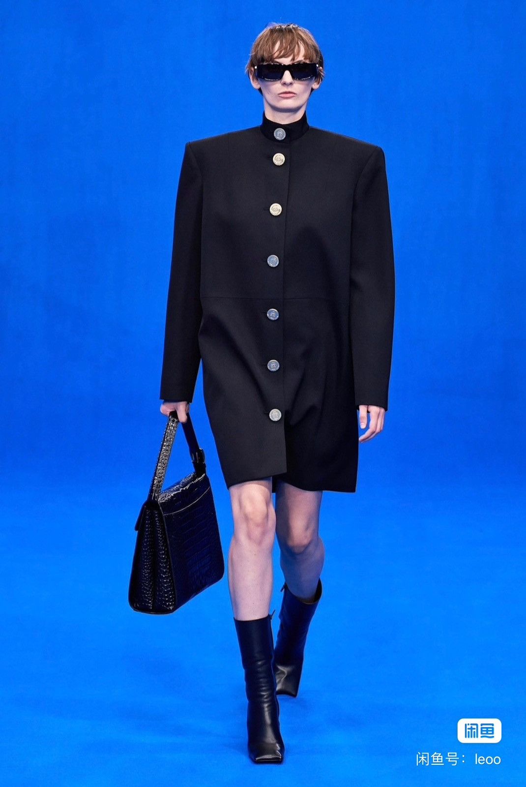 Balenciaga balenciaga 20ss gold button padded coat Size US M / EU 48-50 / 2 - 3 Thumbnail