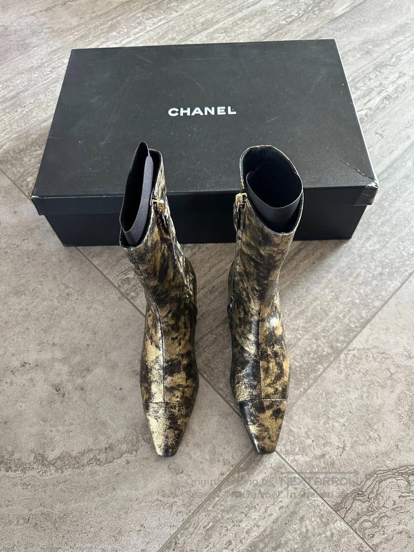 Chanel Chanel Gilded Egyptian Women's Ankle Boots. Size US 4 / IT 34 - 3 Thumbnail