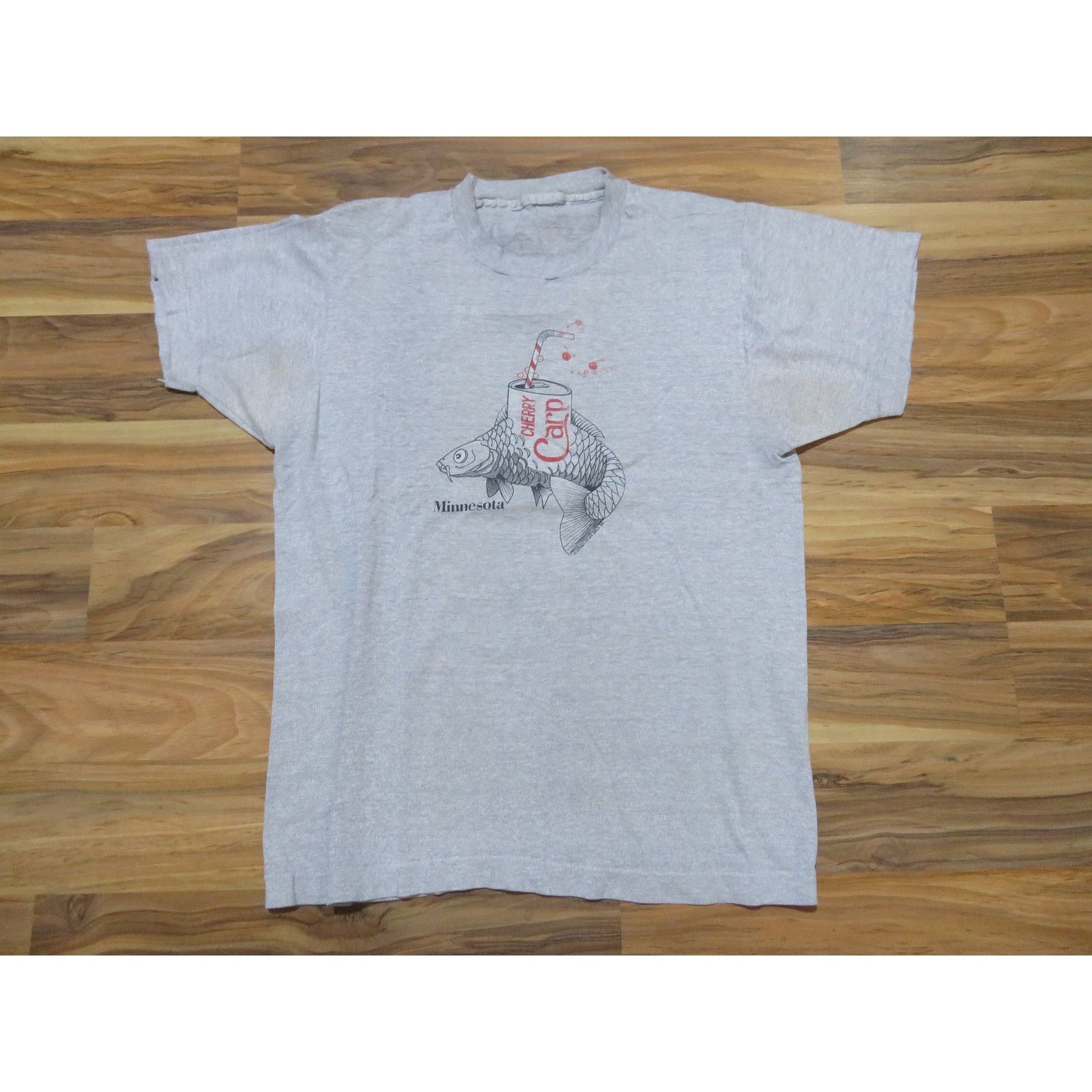 Other Cherry Carp Minnesota Gray Red T-shirt Sz M 1980s Size US M / EU 48-50 / 2 - 1 Thumbnail