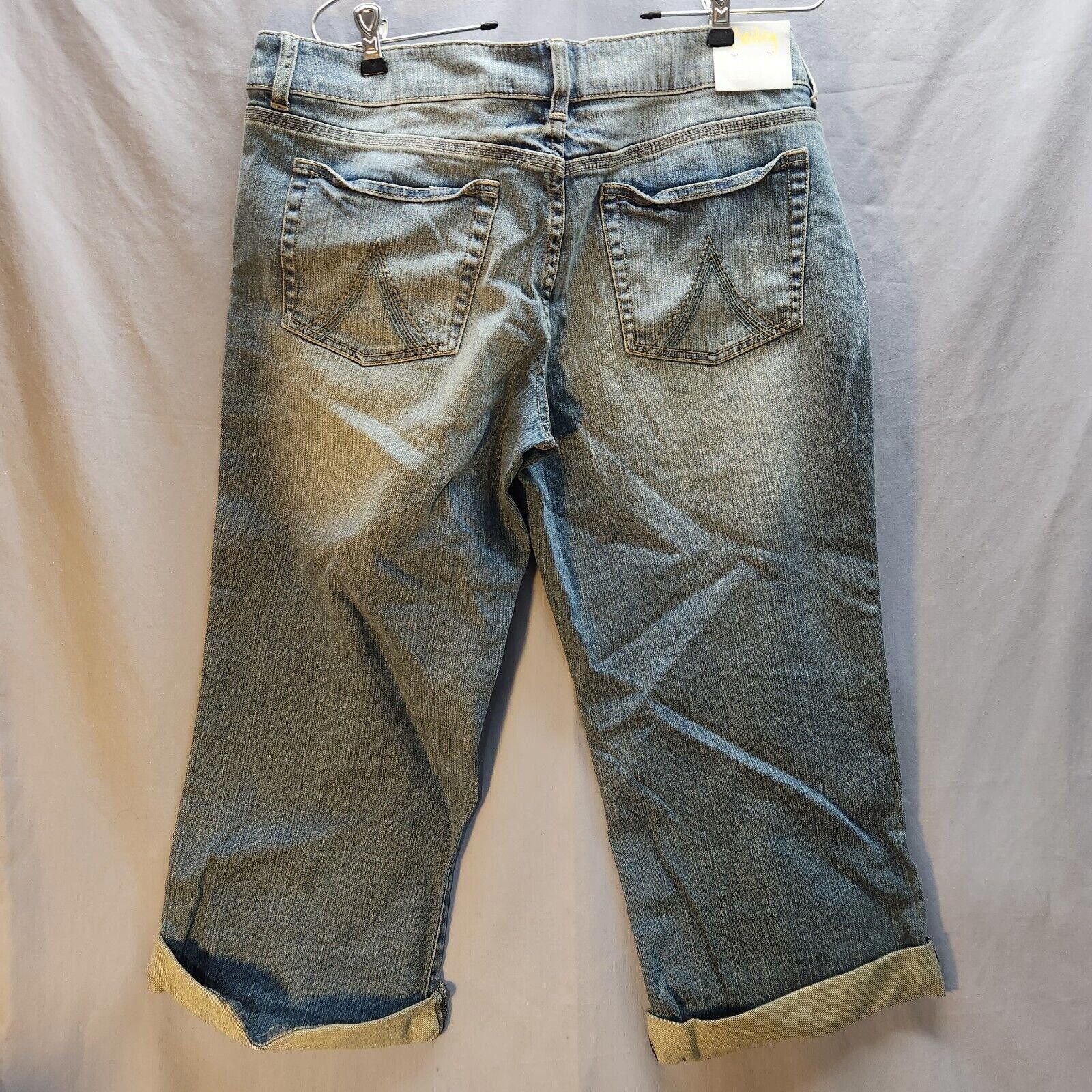 Designer NWT Deliahs Bailey Cuffed Cropped Jeans Size 15/16 New Size 38" / US 16 / IT 52 - 6 Thumbnail