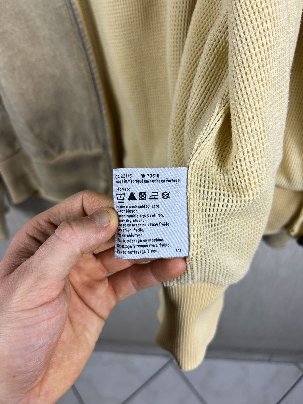 Hugo Boss Vintage Hugo Boss y2k dusty burned thermal zip basic hoodie Size US L / EU 52-54 / 3 - 24 Thumbnail