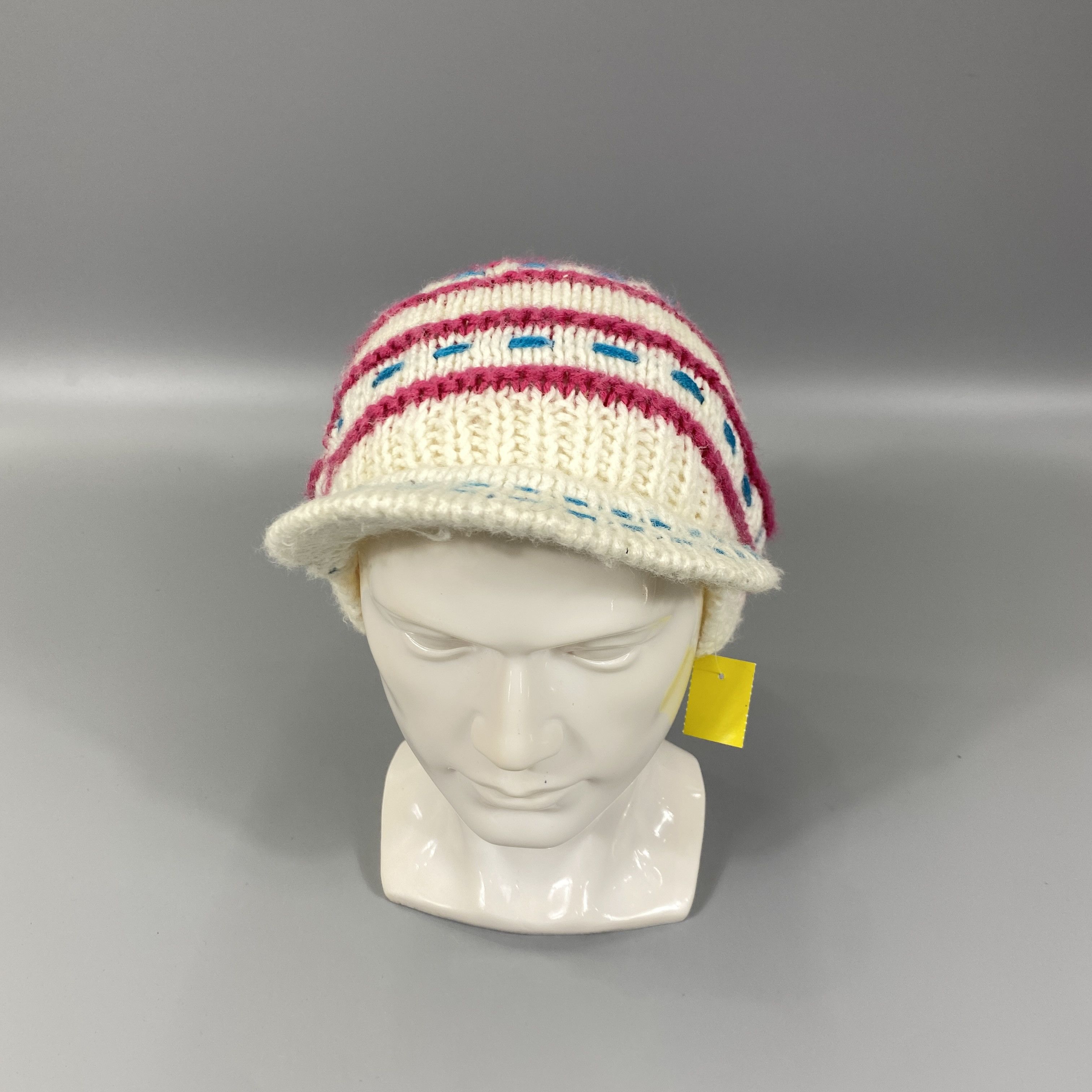 Japanese Brand Beanie Cap Hats Pom Pom -BN822 Size ONE SIZE - 3 Thumbnail