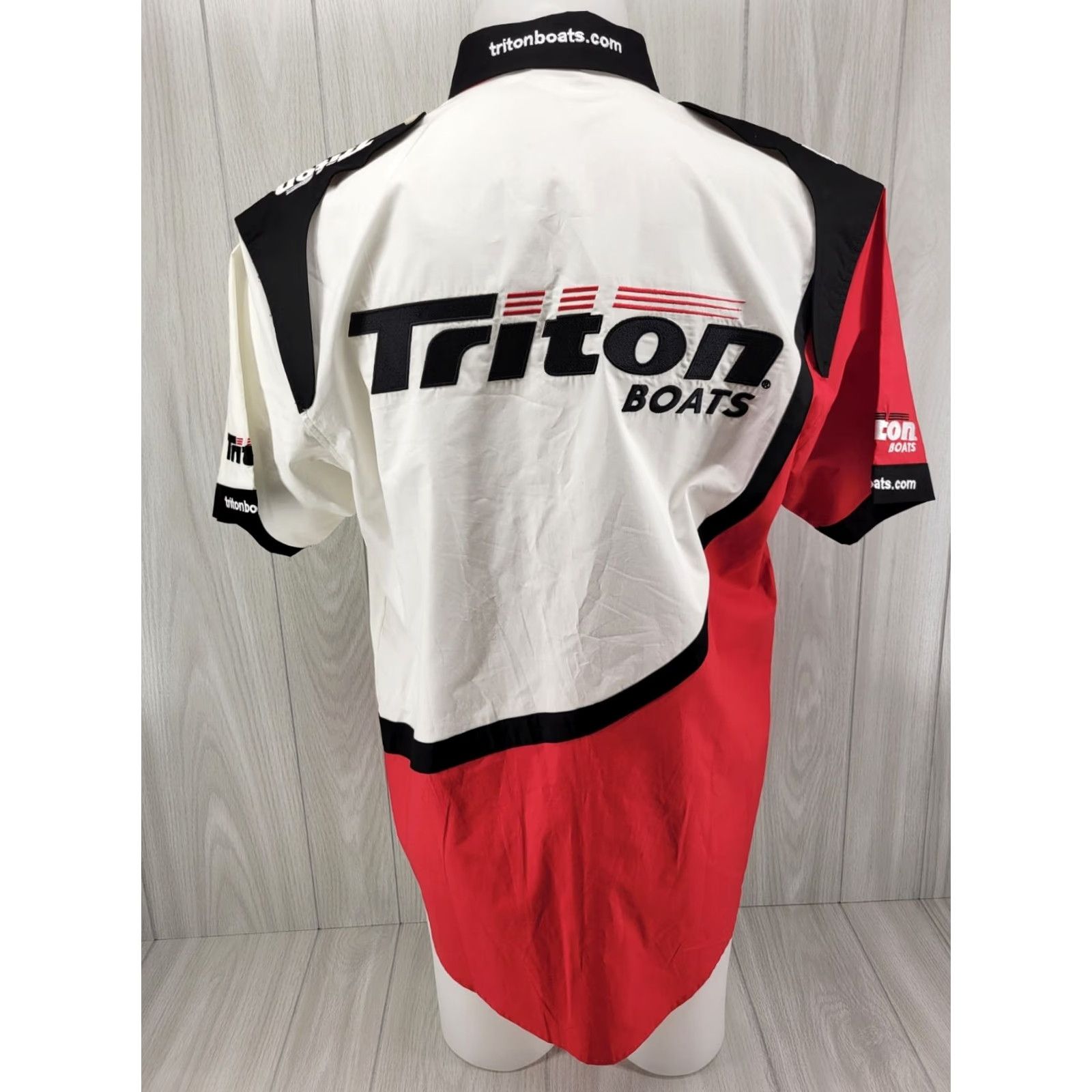Vintage Team Triton Button Down Tournament Shirt Mens Med Red White Black Embroidered Size US M / EU 48-50 / 2 - 7 Thumbnail
