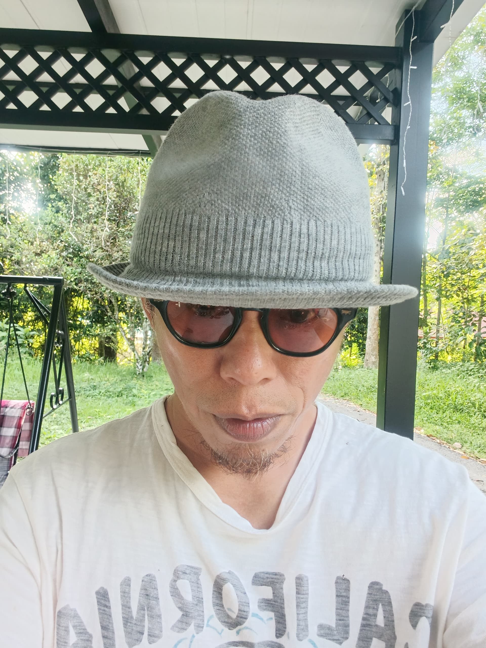 Override hat fedora