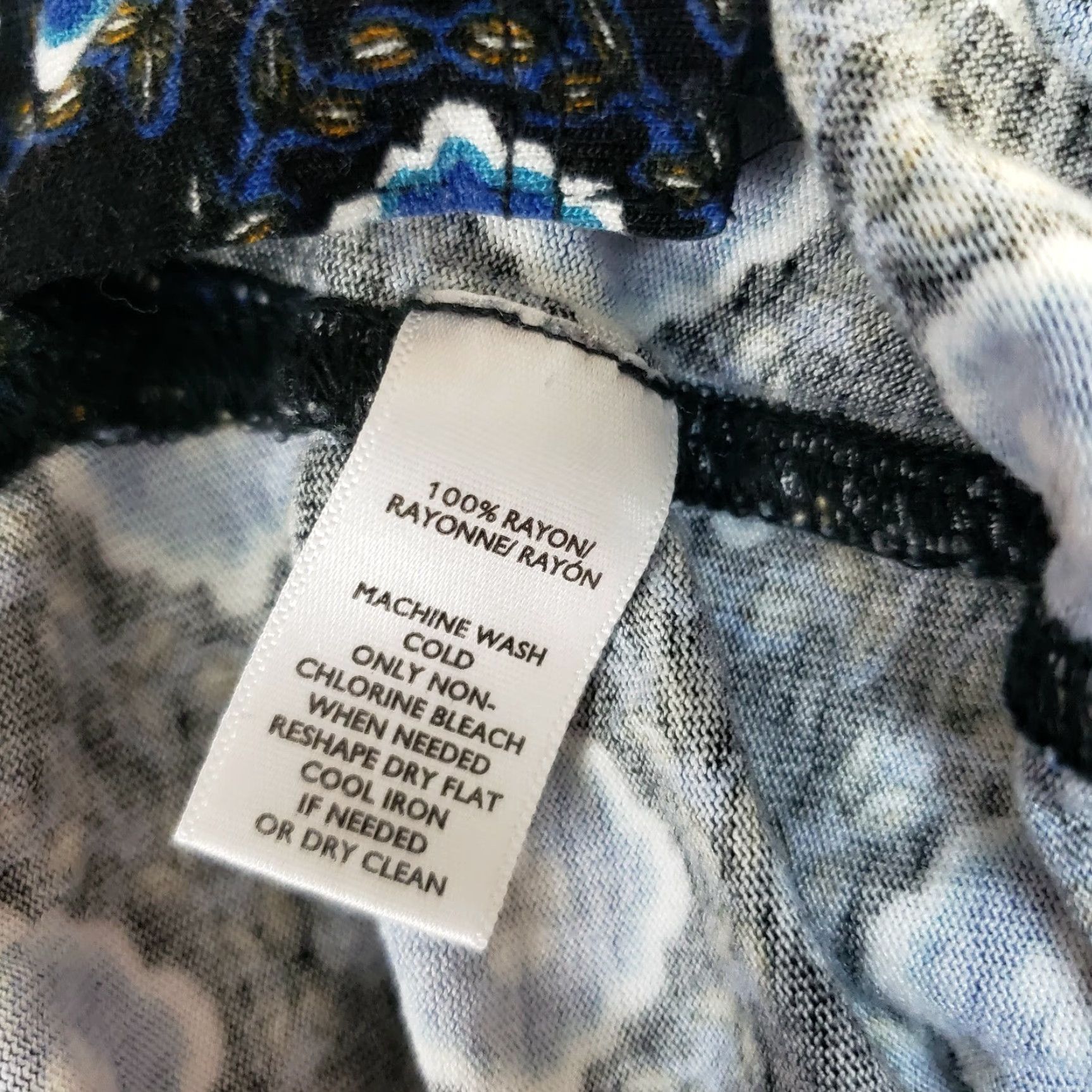 Ann Taylor Ann Taylor LOFT Womens Blouse Shirt Short Sleeve Round Neck Rayon Printed Black Blue Sz S - Floral, Basic, Regular fit Women’s Size S / US 4 / IT 40 - 6 Thumbnail