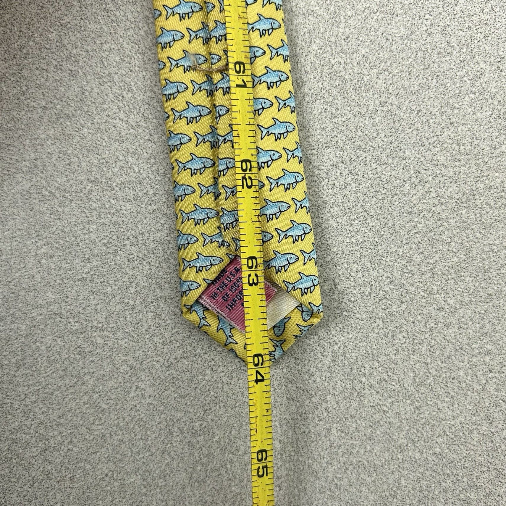 Vineyard Vines Vineyard Vines Bonefish Fish Yellow Necktie 100% Silk Hand Picked Tie Men's 64” Silk Necktie Size ONE SIZE - 7 Thumbnail