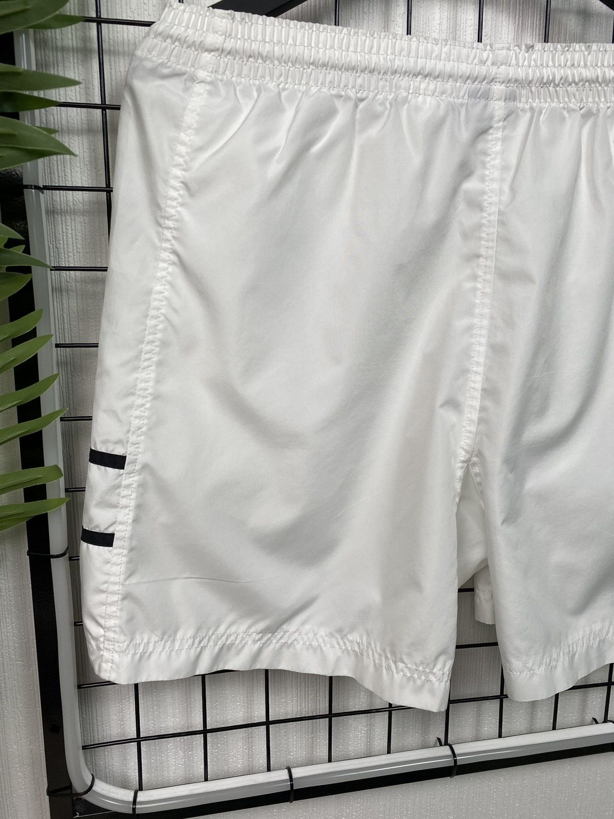 Nike × Vintage Nike Manchester United Vintage Shorts Soccer S Y2k 00’s Men Size US 30 / EU 46 - 13 Thumbnail