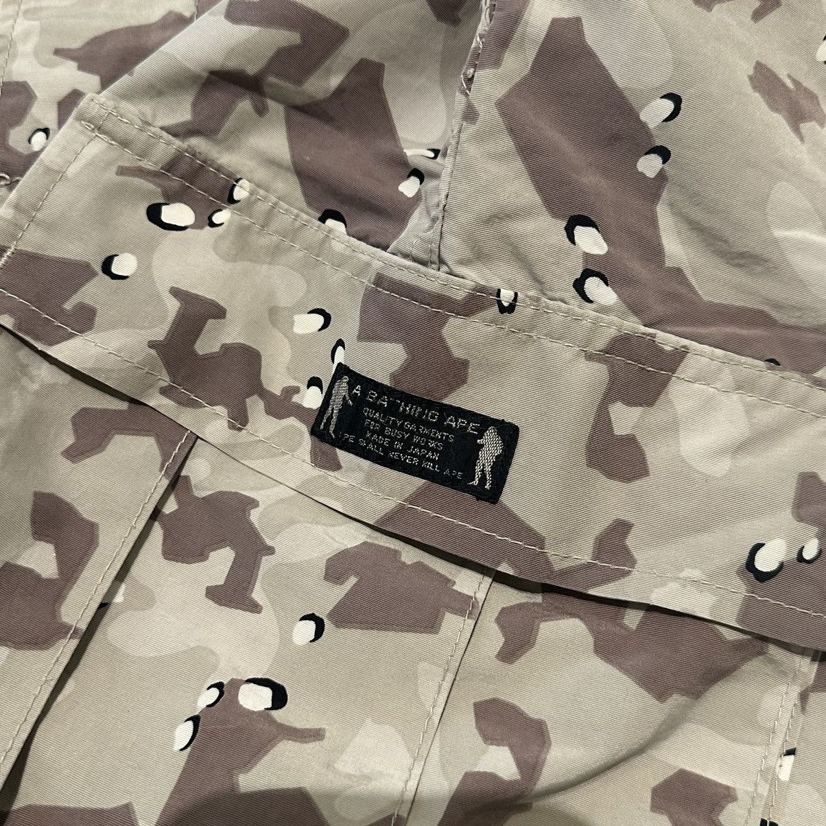 Bape DESERT CAMO CARGO SHORTS Size US 34 / EU 50 - 4 Thumbnail