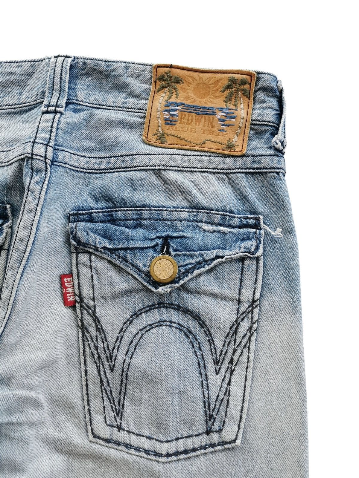 Edwin EDEdwin Blue Trip Distressed Flared Twisted Jeans Light Blue Size US 33 - 5 Thumbnail