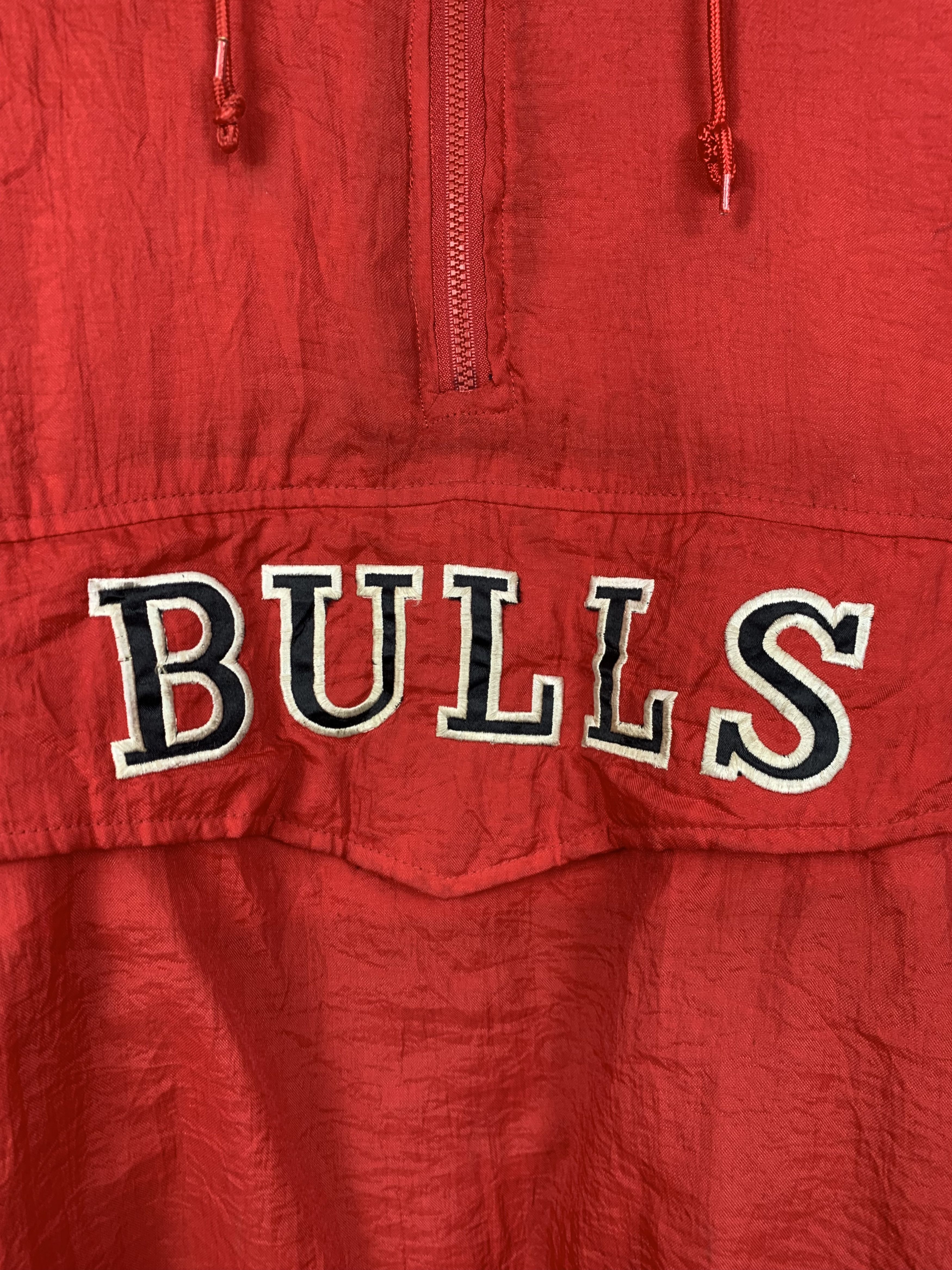 NBA × Starter × Vintage Vintage 90s Chicago Bulls Starter Hoodie Bomber Jacket J1362 Size US L / EU 52-54 / 3 - 10 Thumbnail