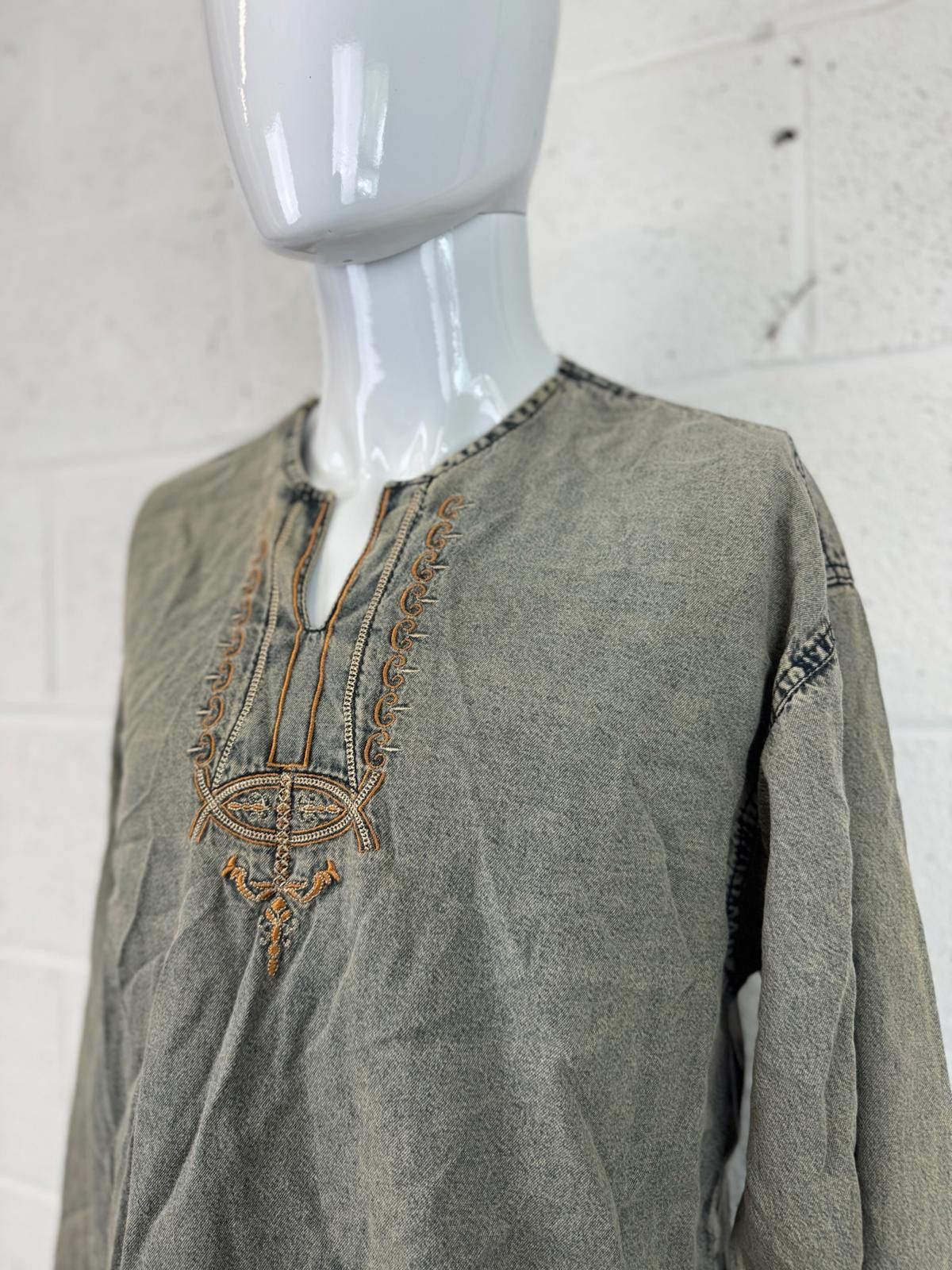 Versace Versace Men's Long Sleeve Embroidered Casual Top Size XL Size US XL / EU 56 / 4 - 3 Thumbnail