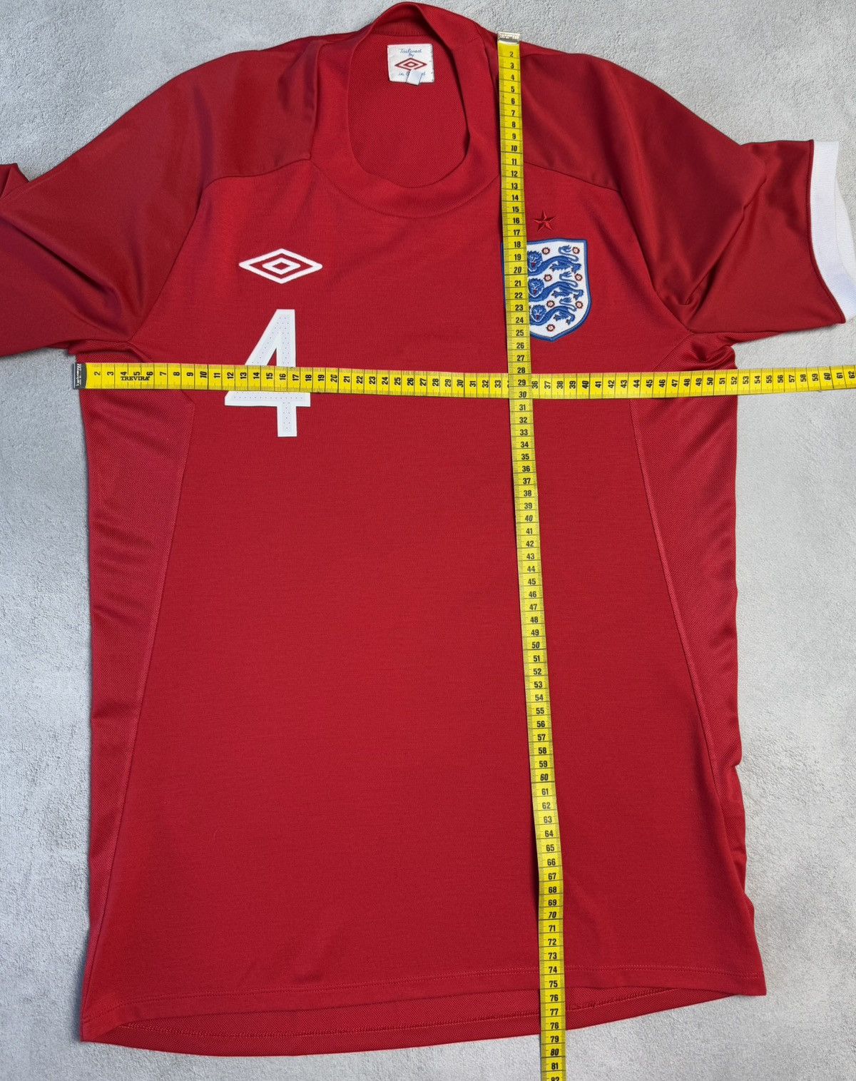 Umbro England 2010 2011 Away Shirt Soccer Jersey Umbro #9 Gerrard Size US M / EU 48-50 / 2 - 15 Thumbnail
