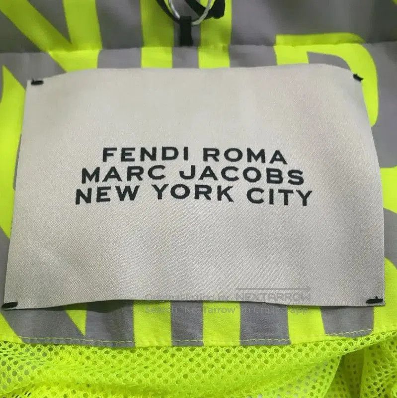 Fendi Fendi Neon Green Printed Nylon Jacket . Size M / US 6-8 / IT 42-44 - 3 Thumbnail