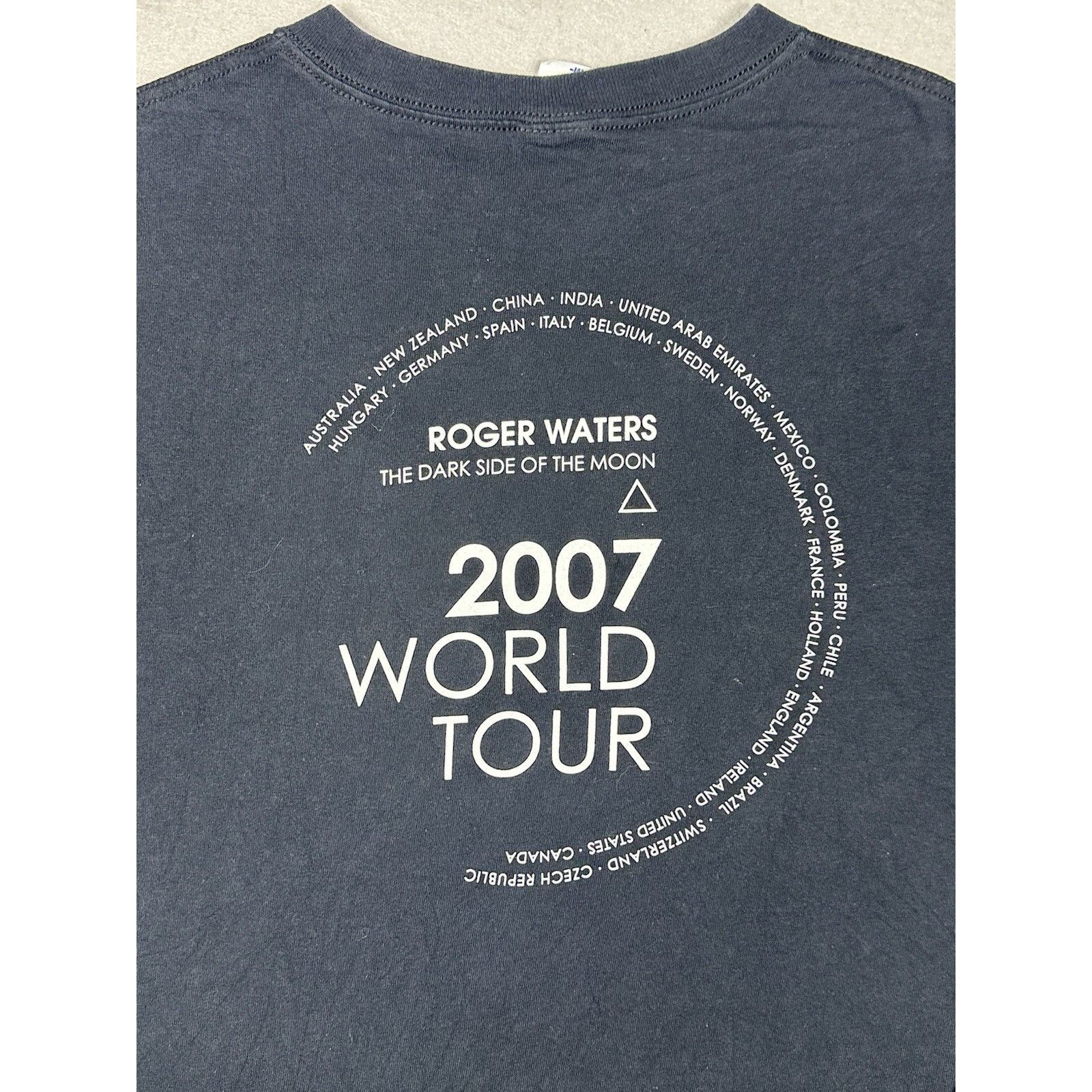 Anvil Roger Waters Dark Side Moon World Tour Shirt Sz M Pink Floyd Size US M / EU 48-50 / 2 - 6 Thumbnail