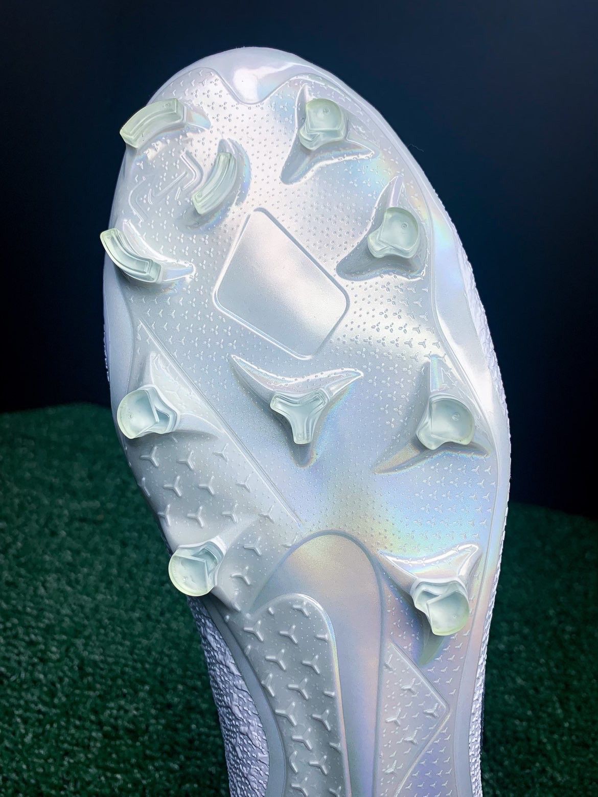 Nike Nike Phantom Vision Elite Football Boots Size US 13 / EU 46 - 8 Thumbnail