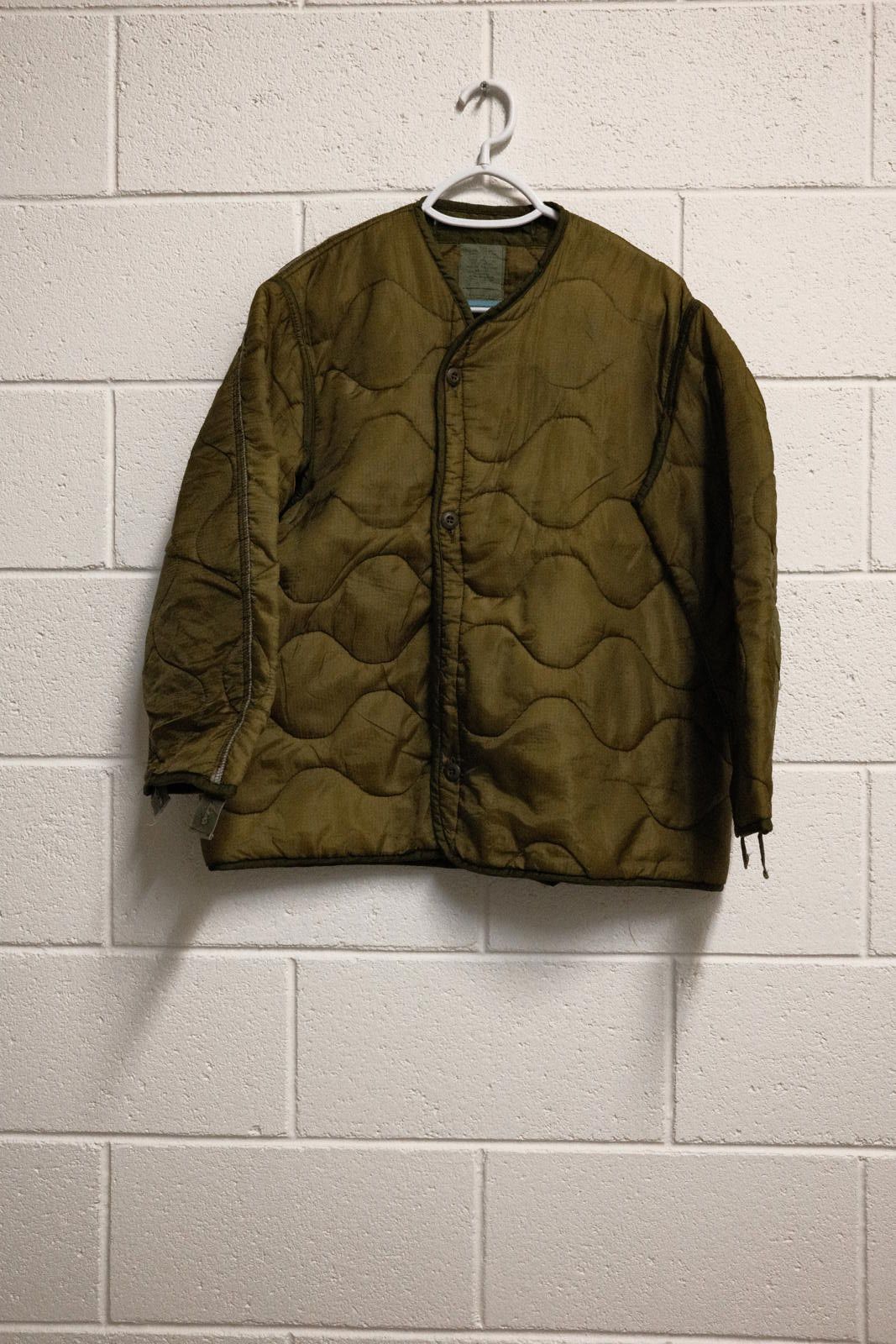 Unknown London Men's Military Cold Weather Quilted Jacket Liner Medium Size US M / EU 48-50 / 2 - 1 Thumbnail